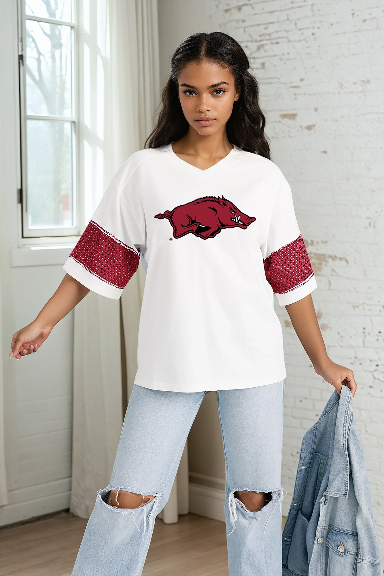 ARKANSAS RAZORBACKS DOMINANCE RHINESTONE STRIPE VARSITY TEE