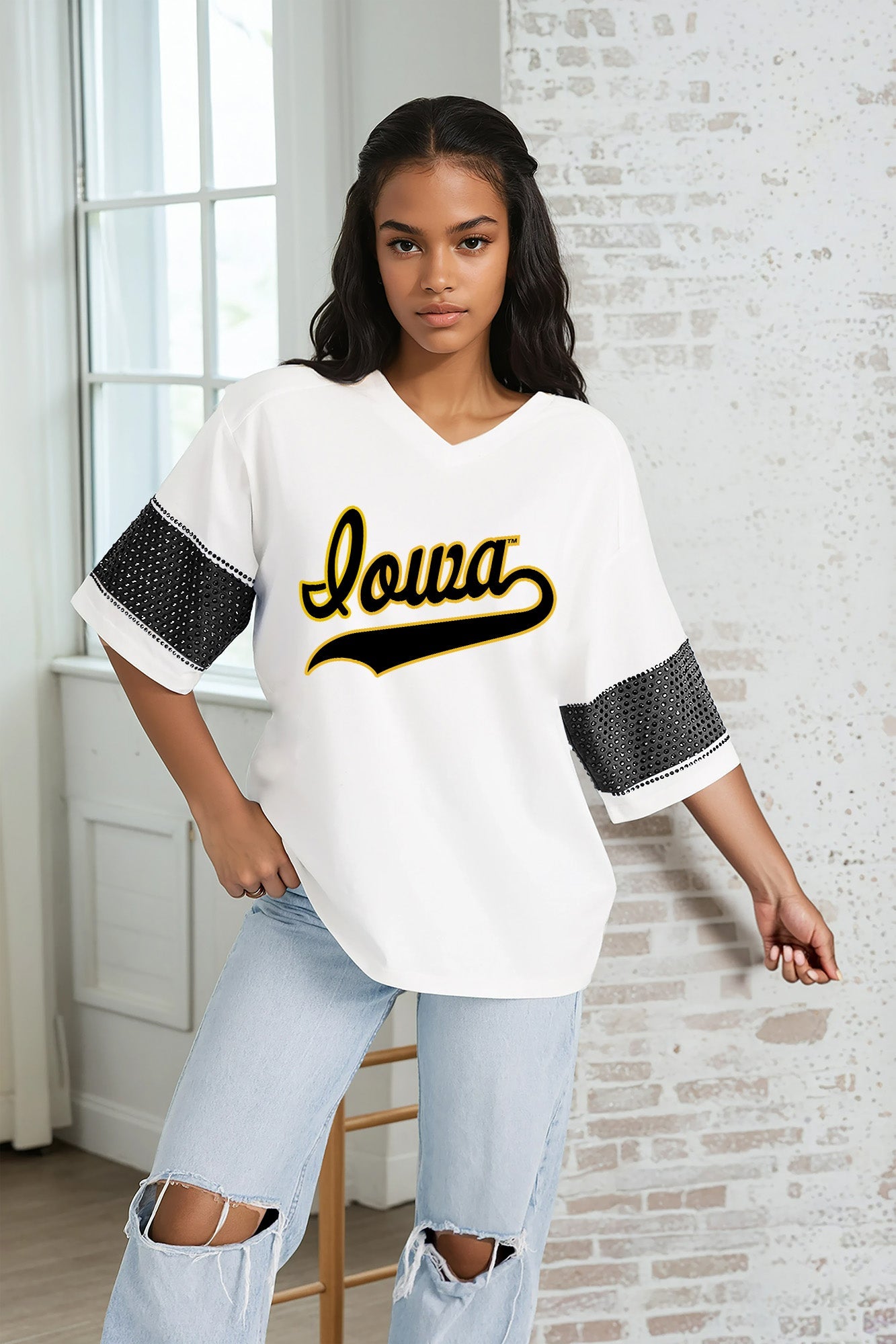 IOWA HAWKEYES DOMINANCE RHINESTONE STRIPE VARSITY TEE
