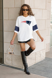 NEW ENGLAND PATRIOTS DOMINANCE RHINESTONE STRIPE VARSITY TEE