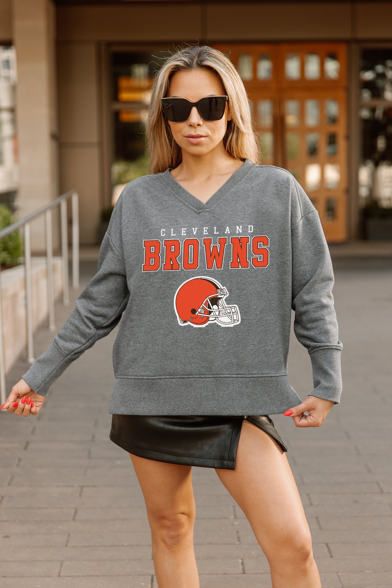 CLEVELAND BROWNS MOST WANTED CLASSIC FRENCH TERRY PULLOVER
