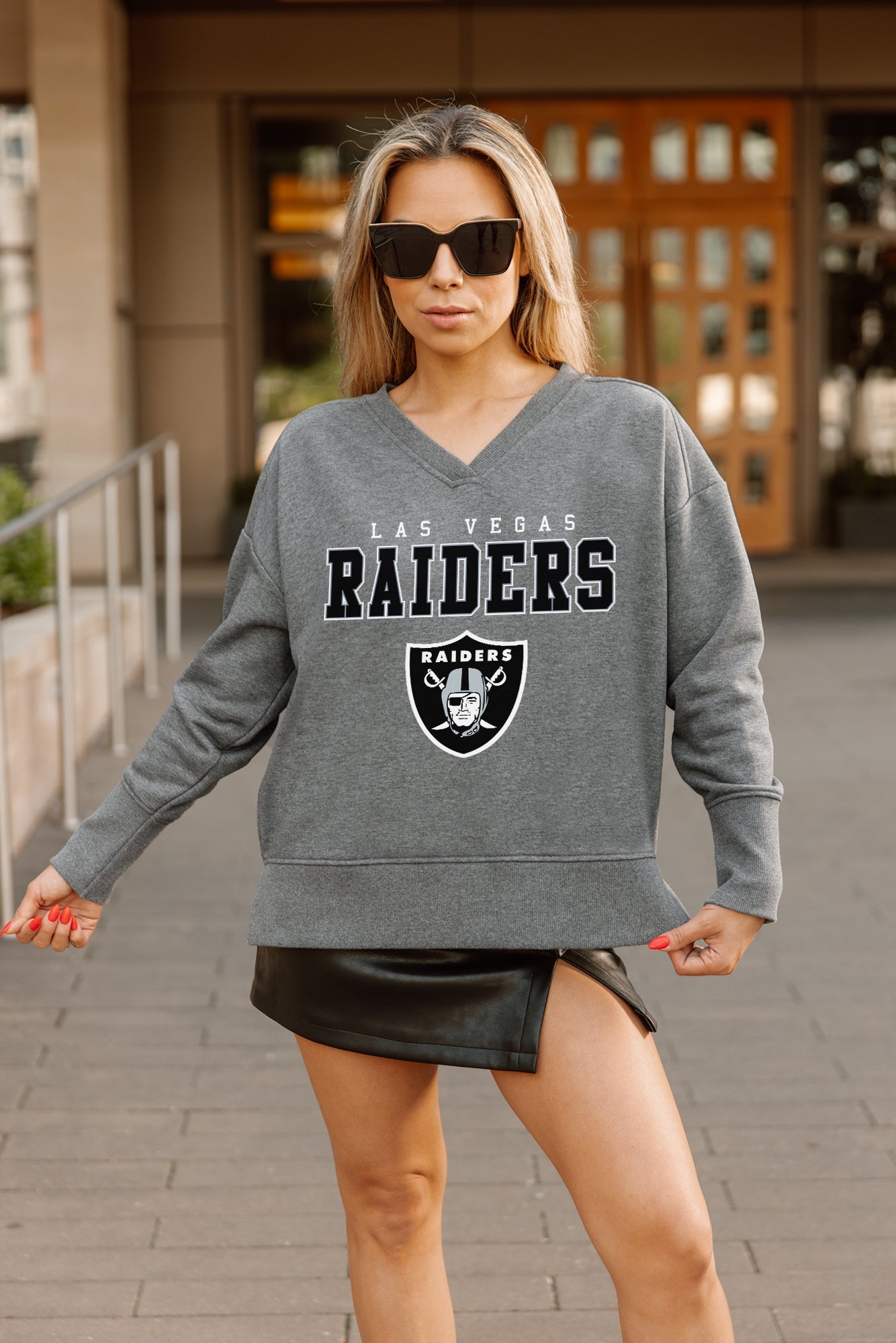 LAS VEGAS RAIDERS MOST WANTED CLASSIC FRENCH TERRY PULLOVER