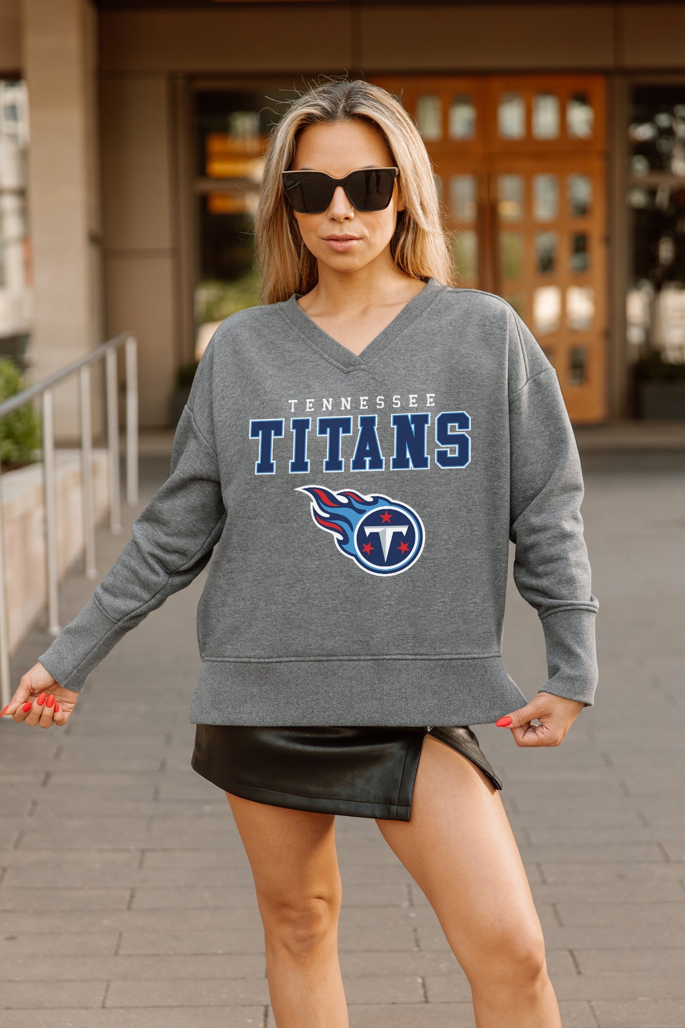 TENNESSEE TITANS MOST WANTED CLASSIC FRENCH TERRY PULLOVER