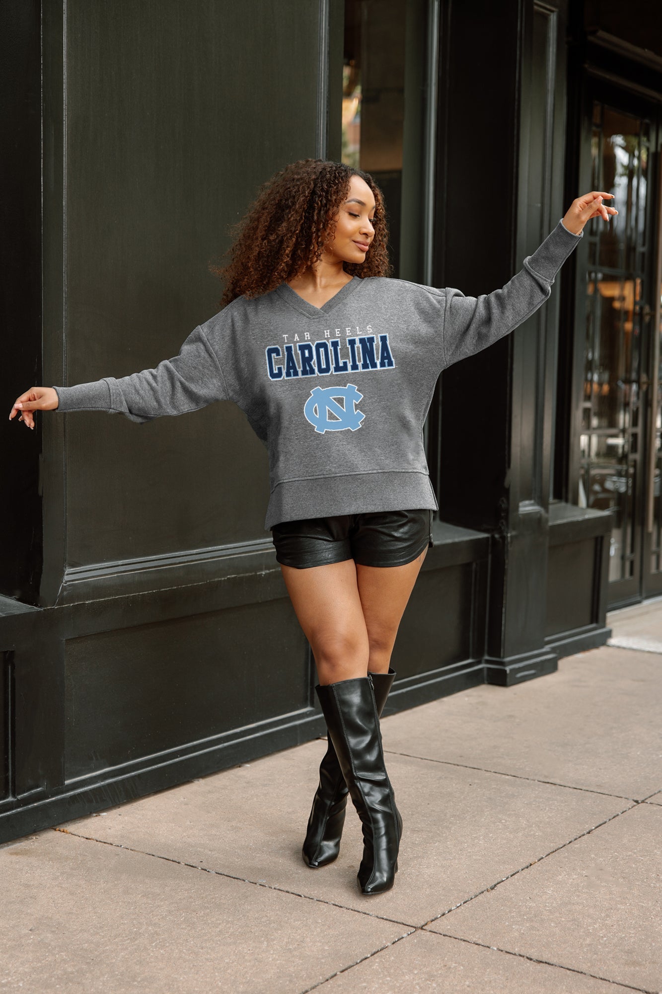 NORTH CAROLINA TAR HEELS MOST WANTED CLASSIC FRENCH TERRY PULLOVER
