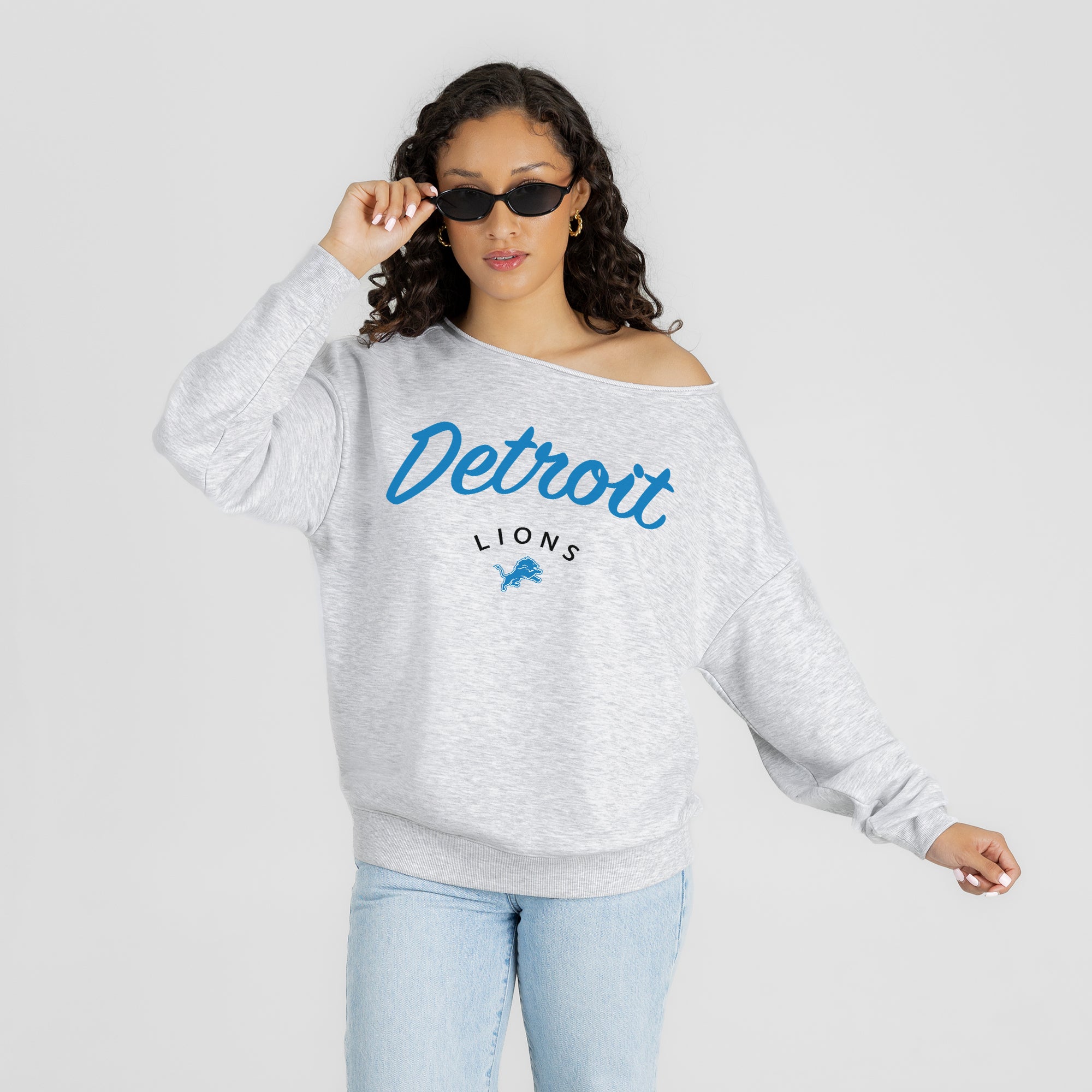 DETROIT LIONS LEGACY STANDARD RELAXED OFF-SHOULDER TOP
