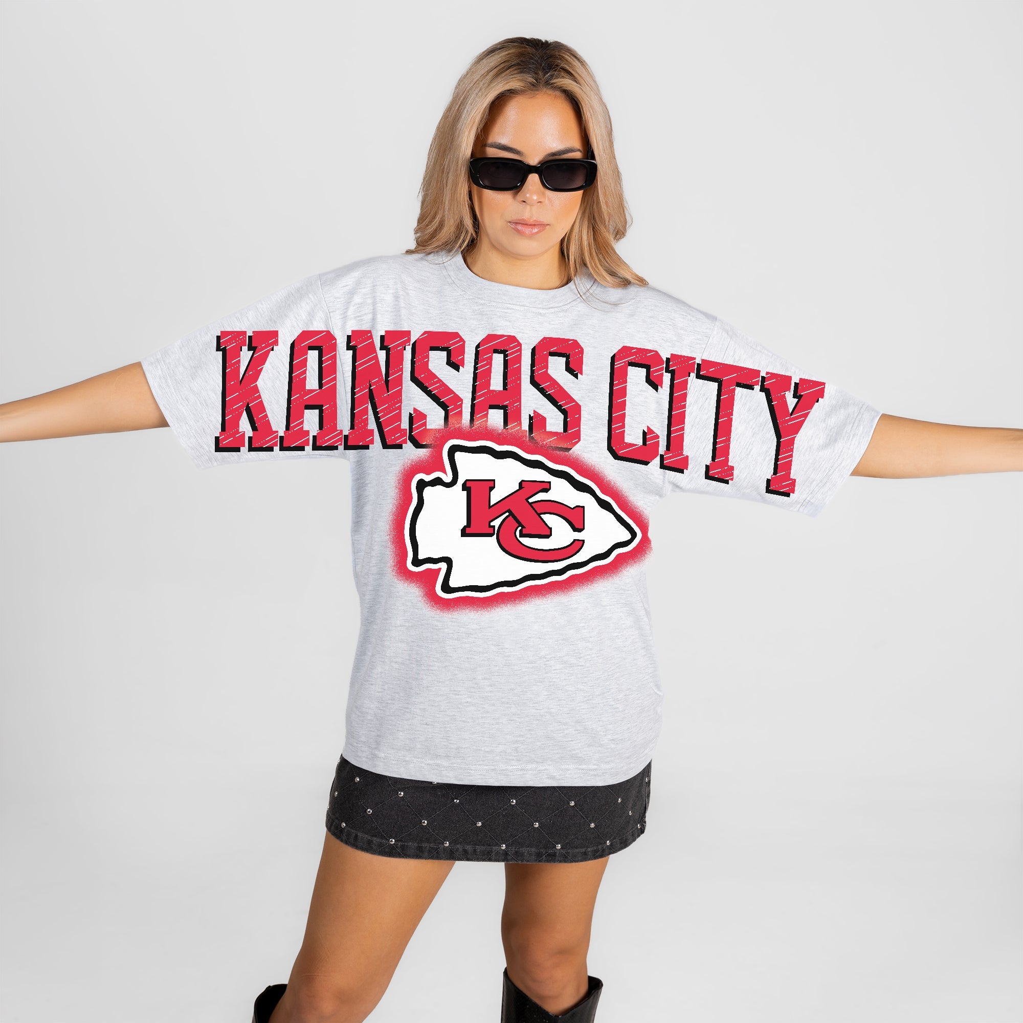 KANSAS CITY CHIEFS DRIP CULTURE RELAXED FIT CREWNECK TEE