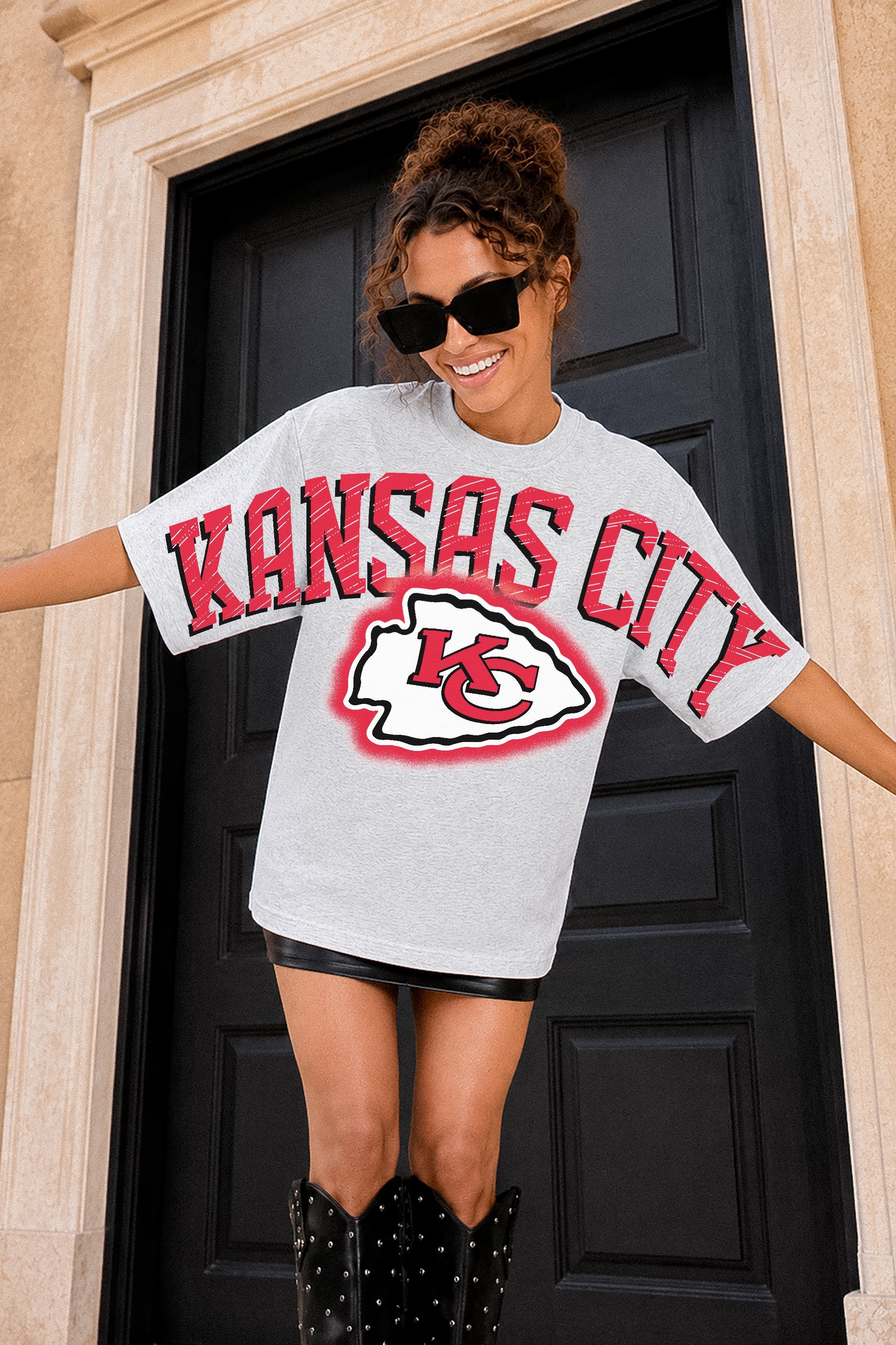 KANSAS CITY CHIEFS DRIP CULTURE RELAXED FIT CREWNECK TEE