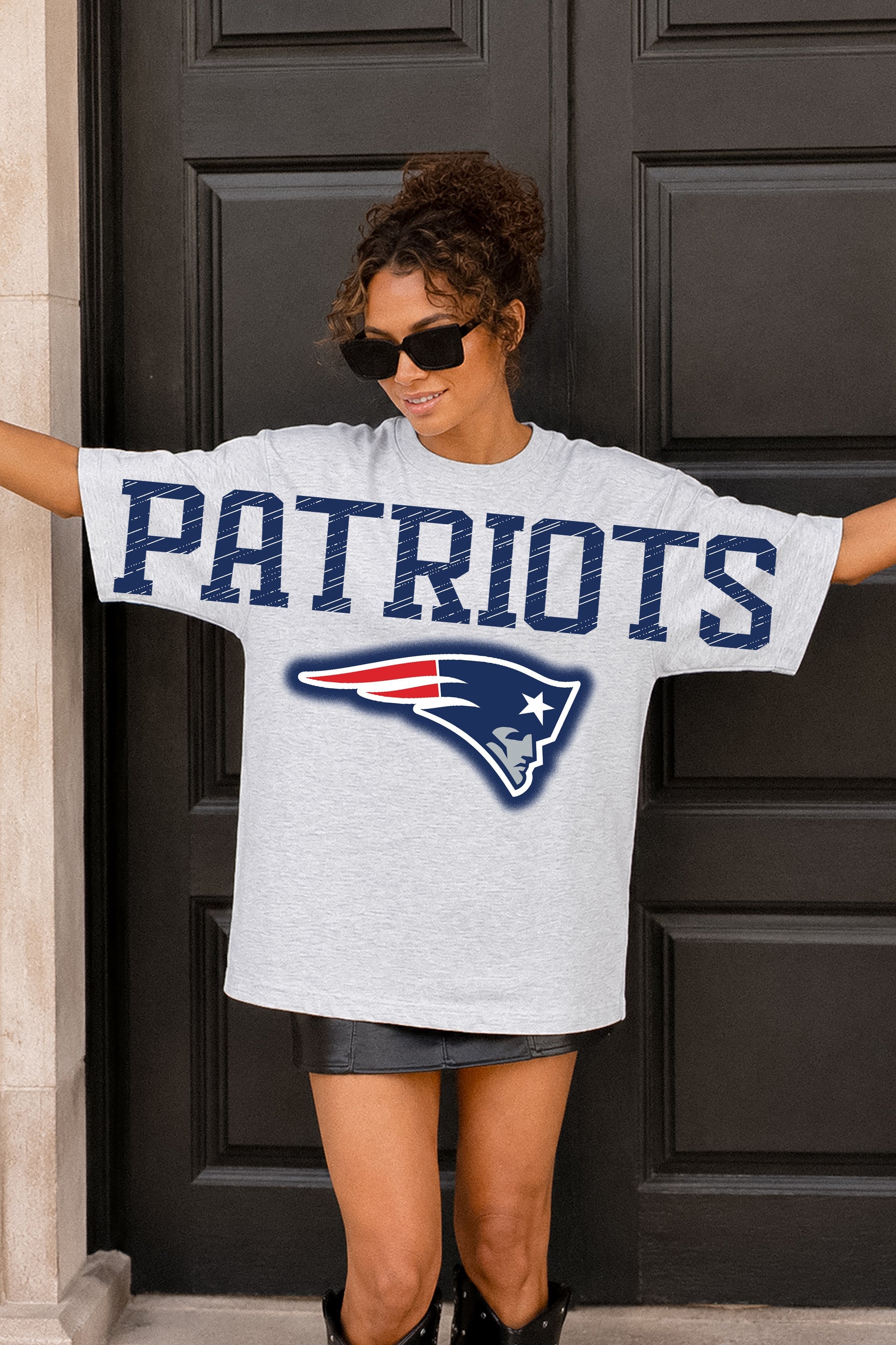 NEW ENGLAND PATRIOTS DRIP CULTURE RELAXED FIT CREWNECK TEE