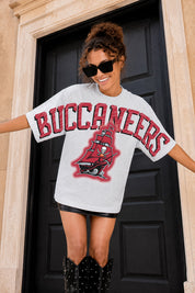 TAMPA BAY BUCCANEERS DRIP CULTURE RELAXED FIT CREWNECK TEE