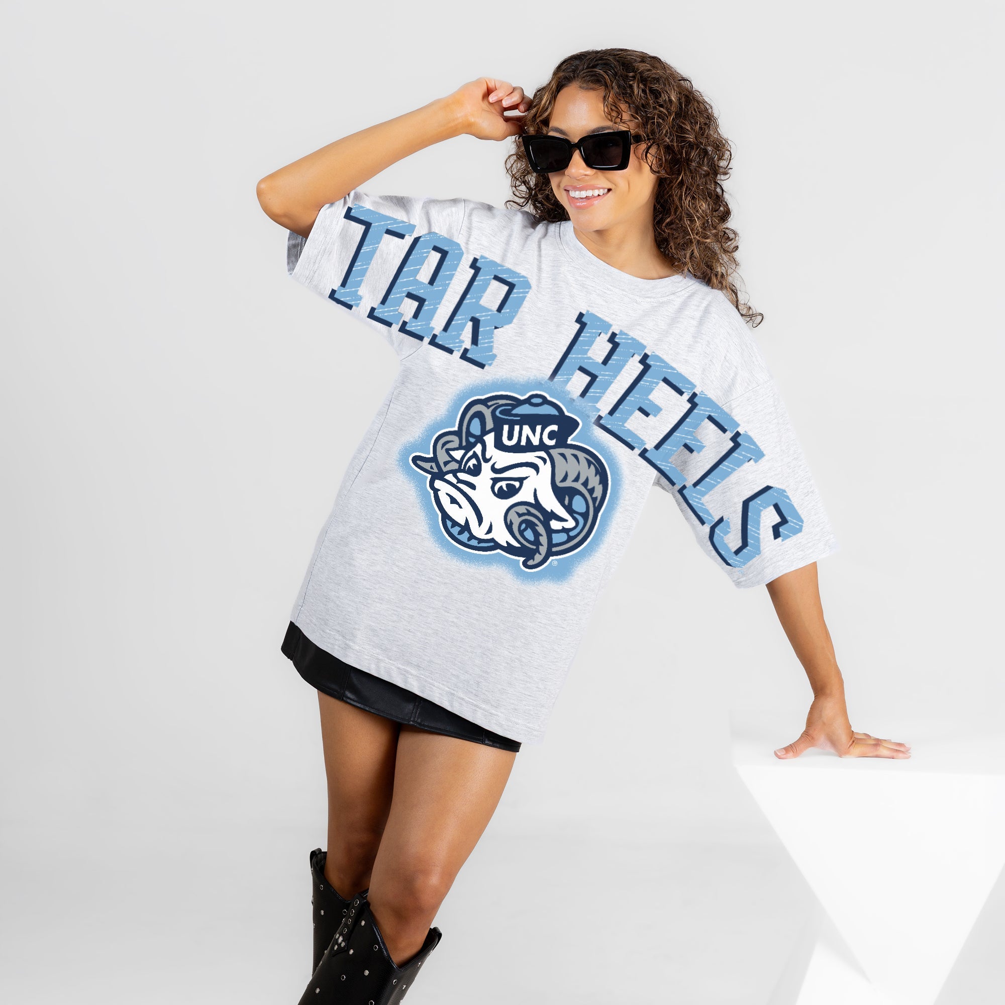 NORTH CAROLINA TAR HEELS DRIP CULTURE RELAXED FIT CREWNECK TEE