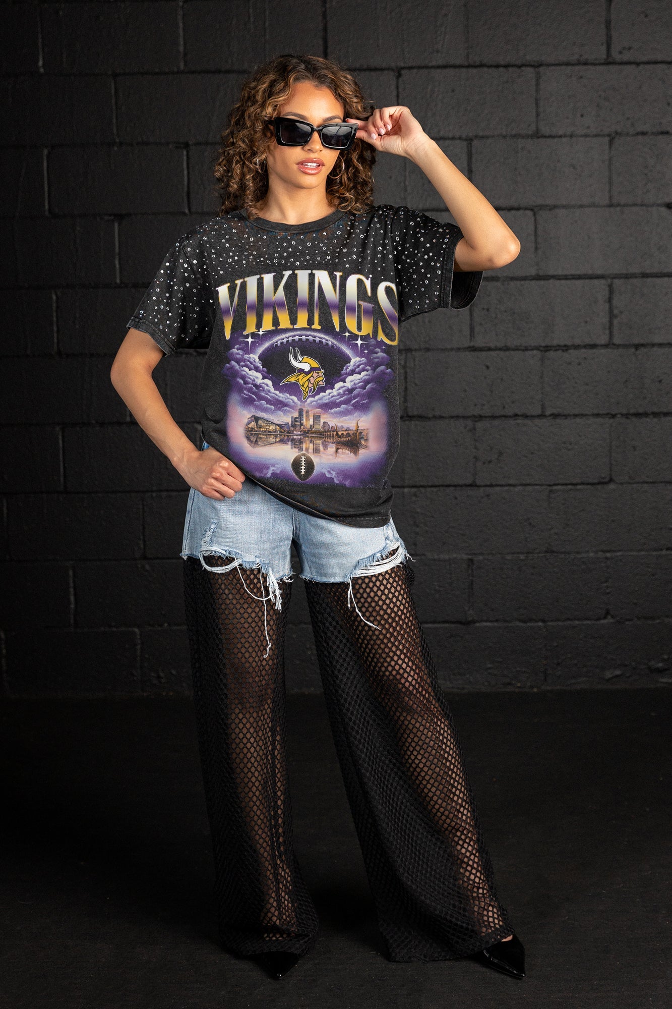 MINNESOTA VIKINGS SKY'S THE LIMIT VINTAGE WASH RHINESTONE TEE