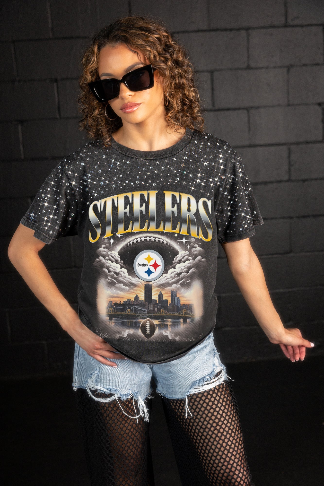 PITTSBURGH STEELERS SKY'S THE LIMIT VINTAGE WASH RHINESTONE TEE