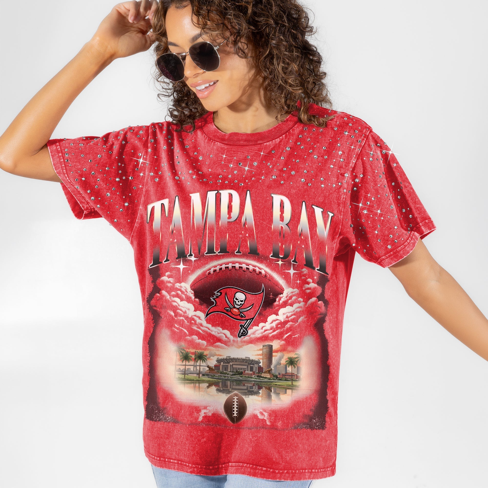 TAMPA BAY BUCCANEERS SKY'S THE LIMIT VINTAGE WASH RHINESTONE TEE