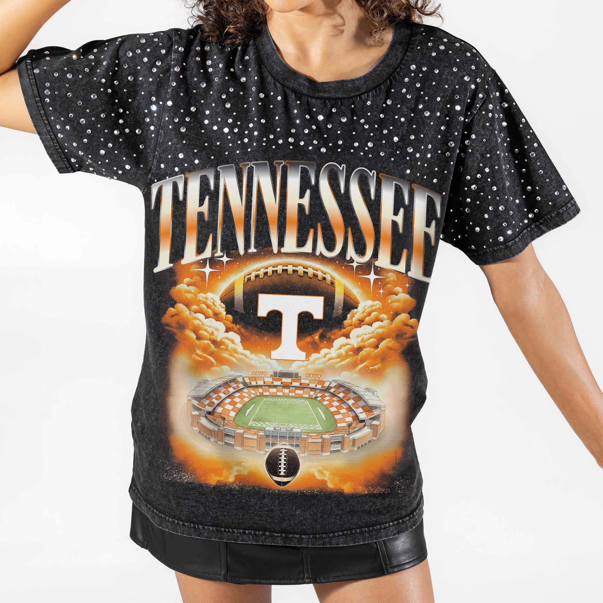 TENNESSEE VOLUNTEERS DREAM BIG VINTAGE WASH RHINESTONE TEE