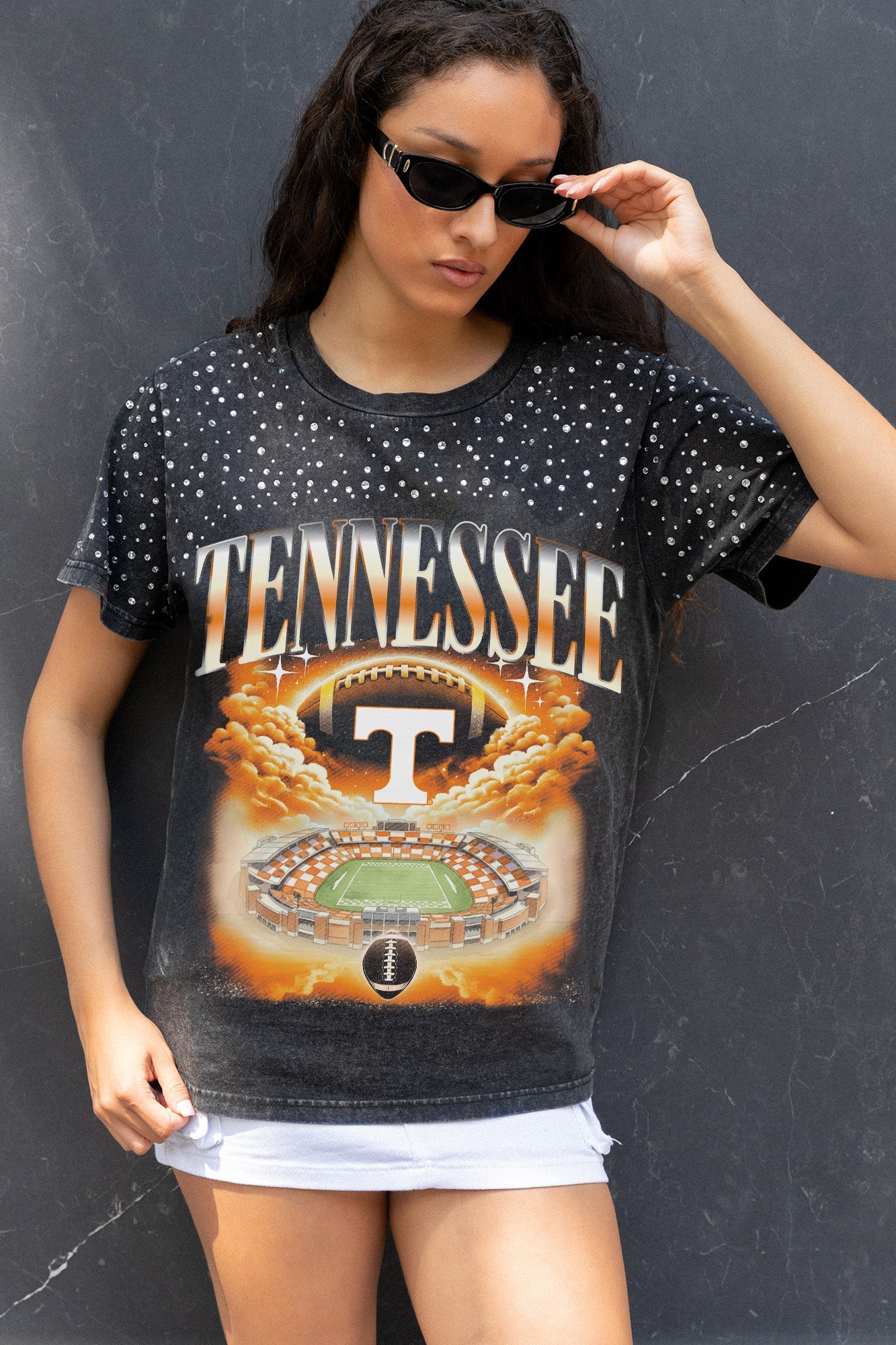 TENNESSEE VOLUNTEERS DREAM BIG VINTAGE WASH RHINESTONE TEE