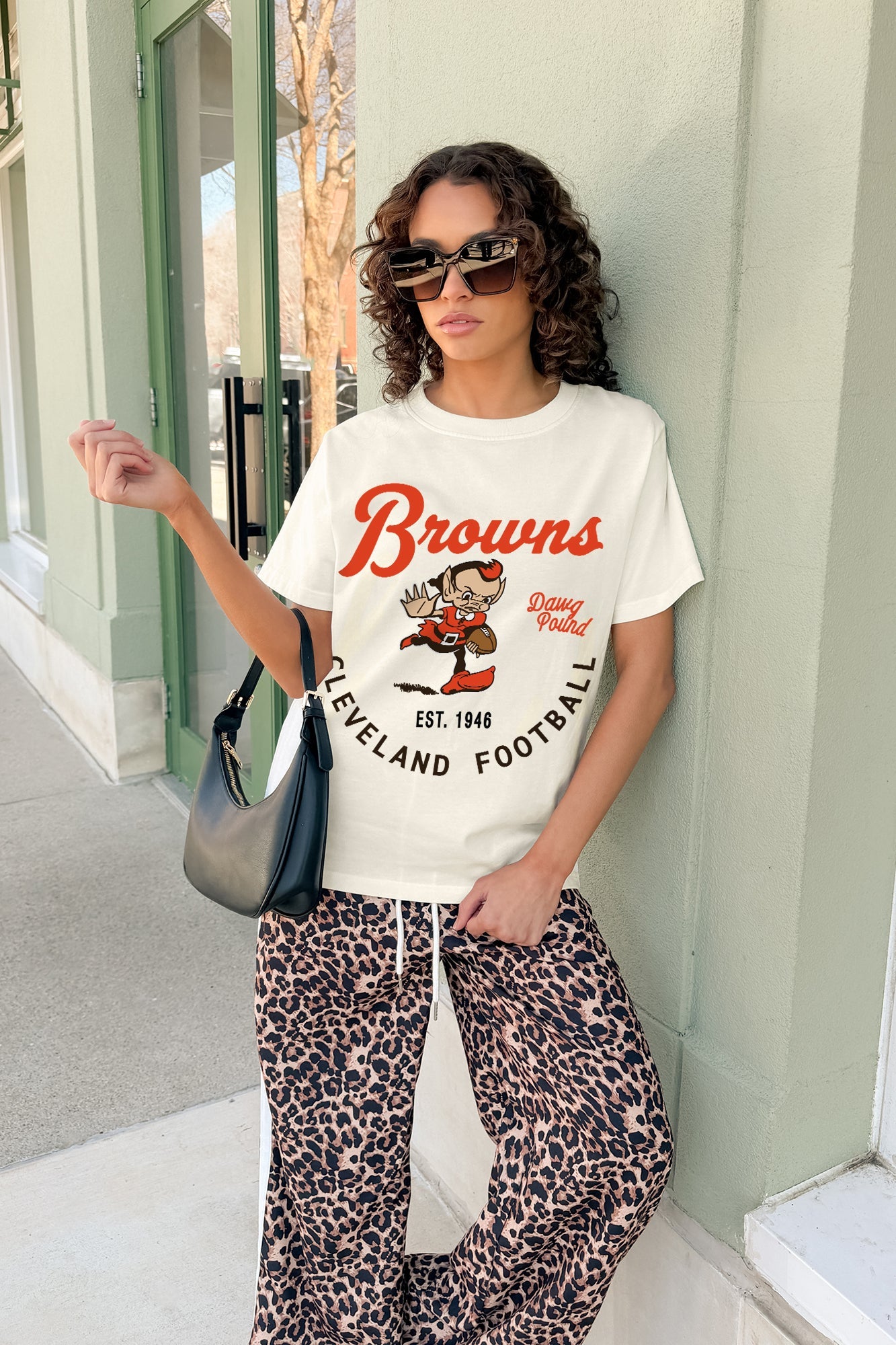 CLEVELAND BROWNS YOU KNOW OUR NAME CLASSIC FIT COTTON BLEND CREWNECK TEE