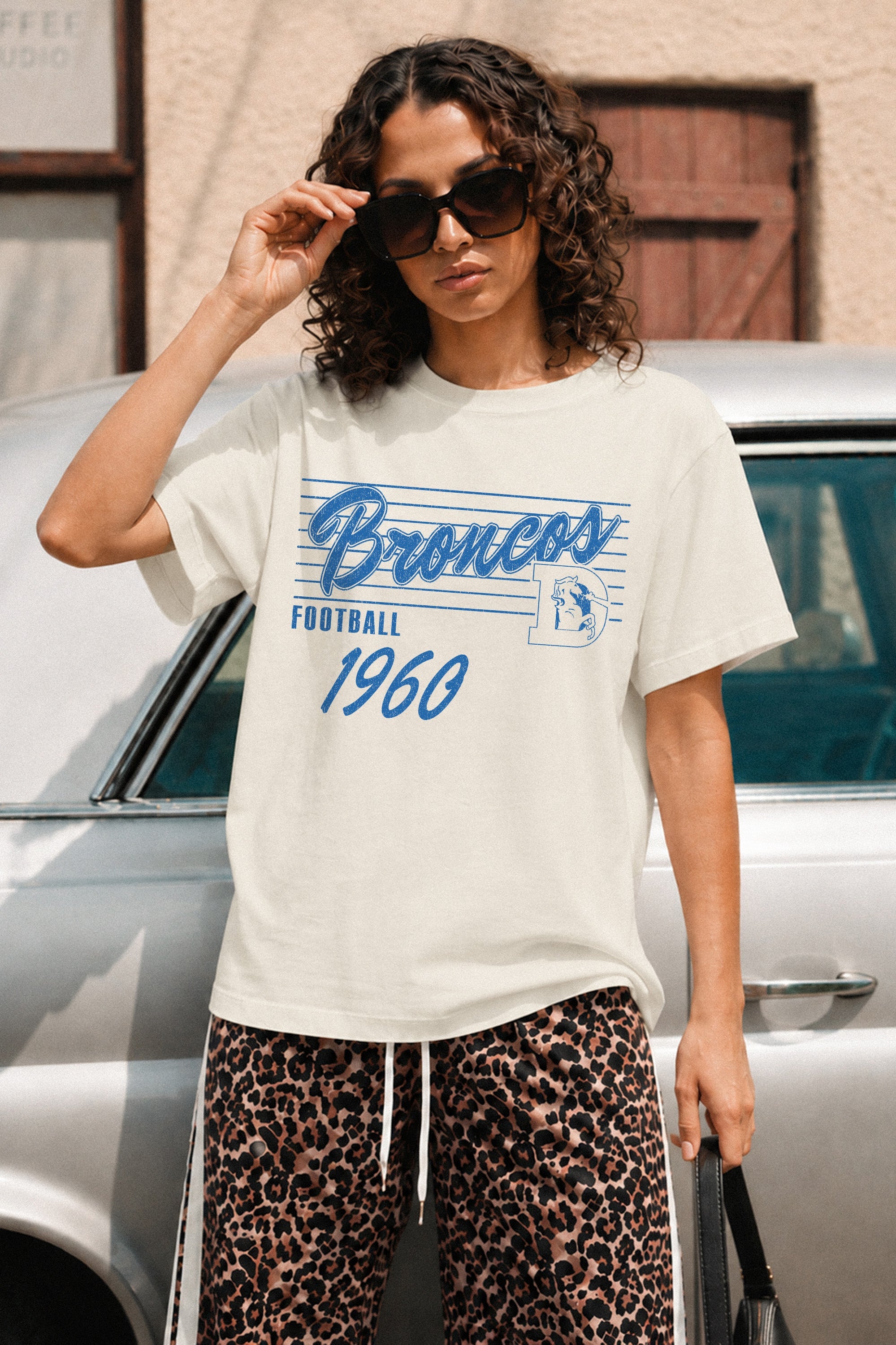 DENVER BRONCOS OLD SCHOOL CLASSIC FIT COTTON BLEND CREWNECK TEE