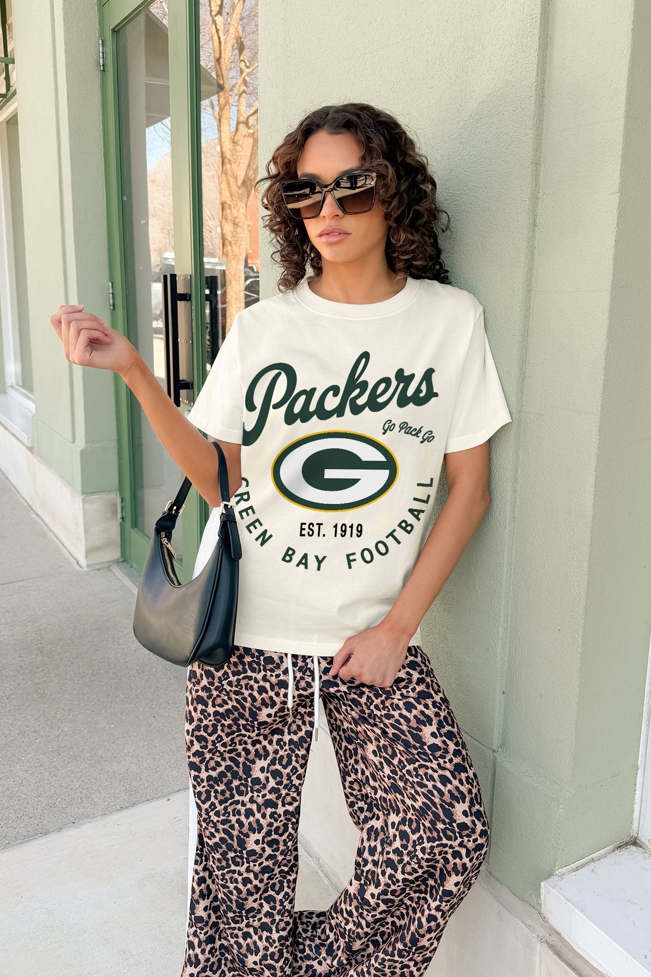 GREEN BAY PACKERS YOU KNOW OUR NAME CLASSIC FIT COTTON BLEND CREWNECK TEE