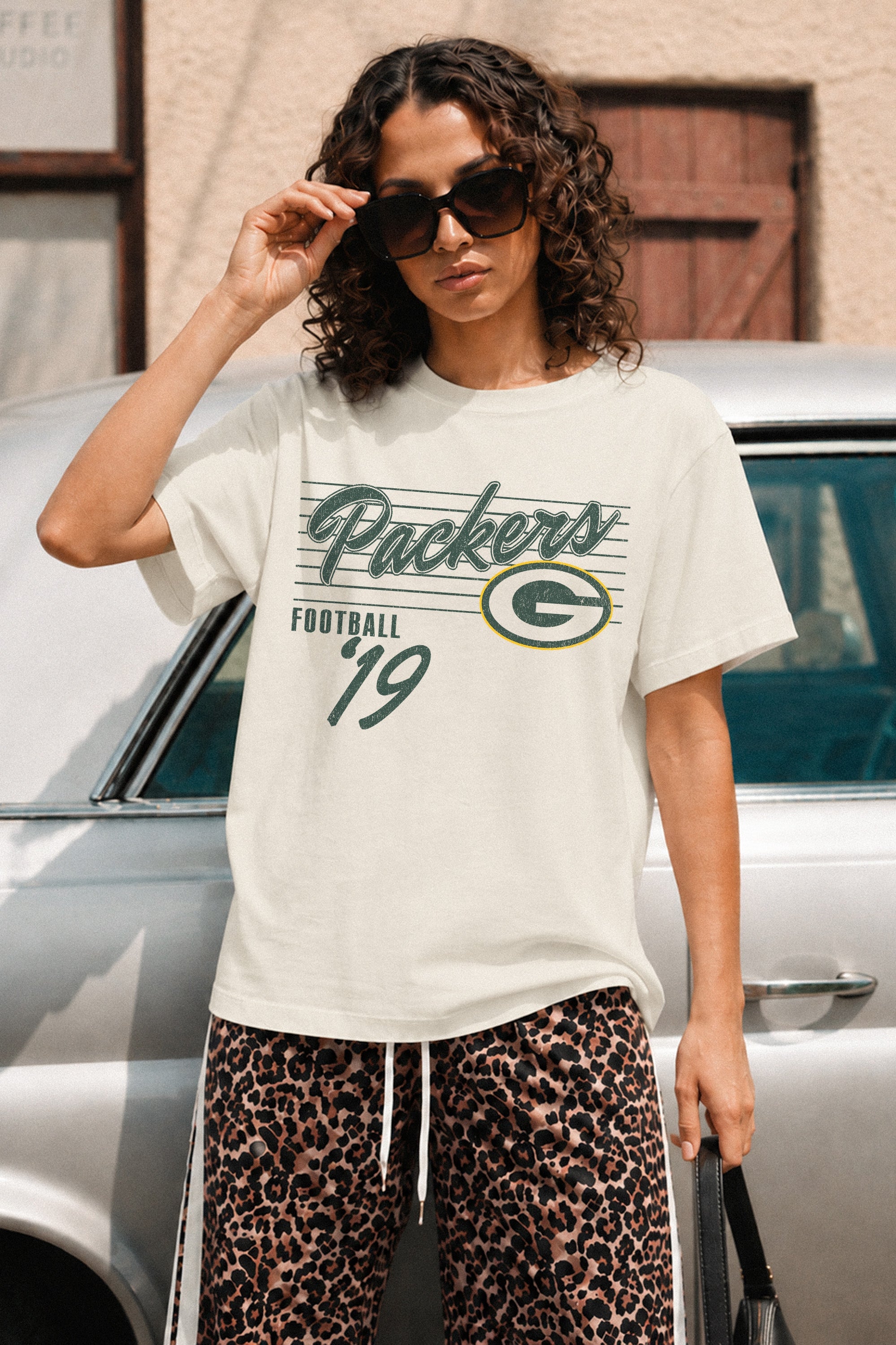 GREEN BAY PACKERS OLD SCHOOL CLASSIC FIT COTTON BLEND CREWNECK TEE