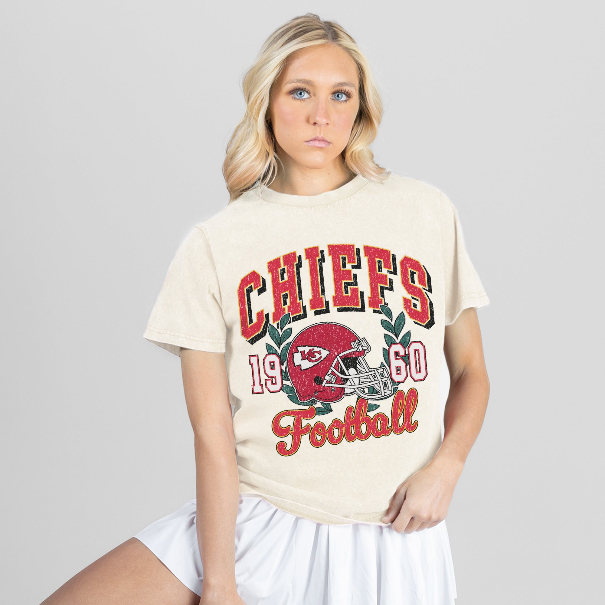 KANSAS CITY CHIEFS RAISED ON VICTORY CLASSIC FIT COTTON BLEND CREWNECK TEE
