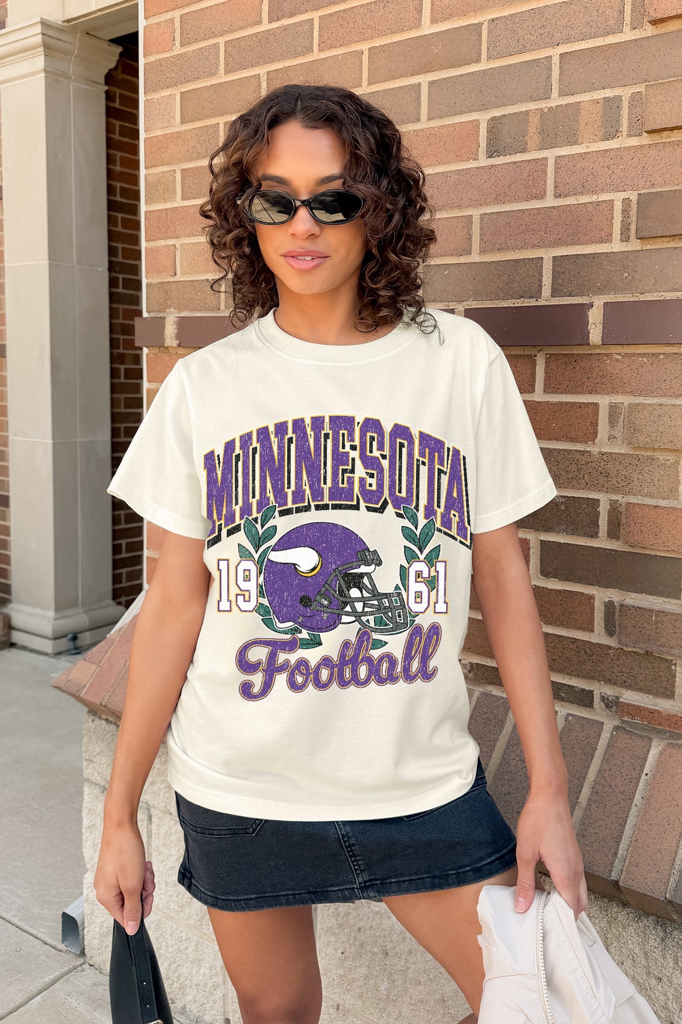 MINNESOTA VIKINGS RAISED ON VICTORY CLASSIC FIT COTTON BLEND CREWNECK TEE