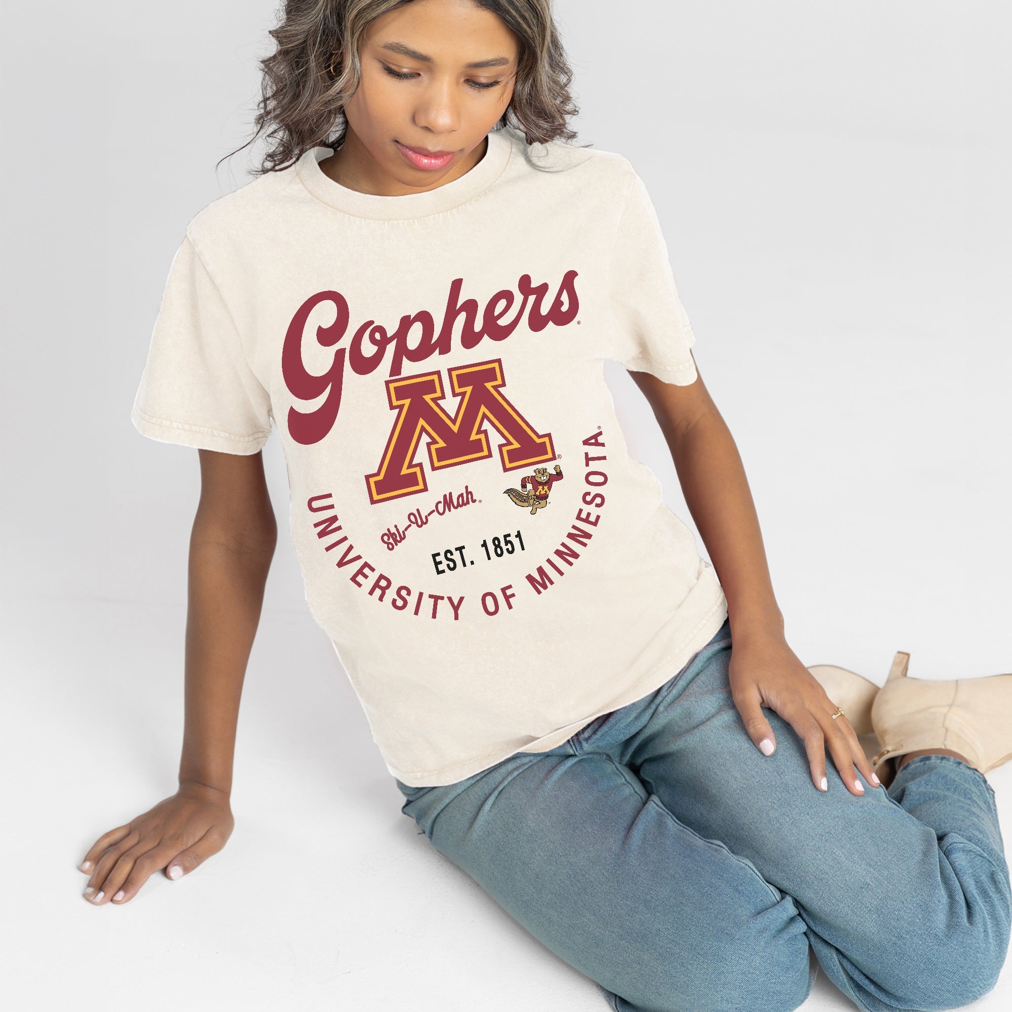 MINNESOTA GOLDEN GOPHERS YOU KNOW OUR NAME CLASSIC FIT COTTON BLEND CREWNECK TEE