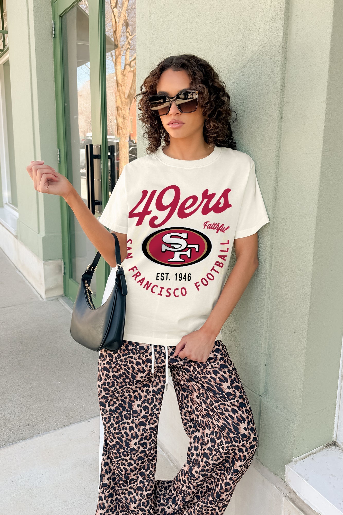 SAN FRANCISCO 49ERS YOU KNOW OUR NAME CLASSIC FIT COTTON BLEND CREWNECK TEE