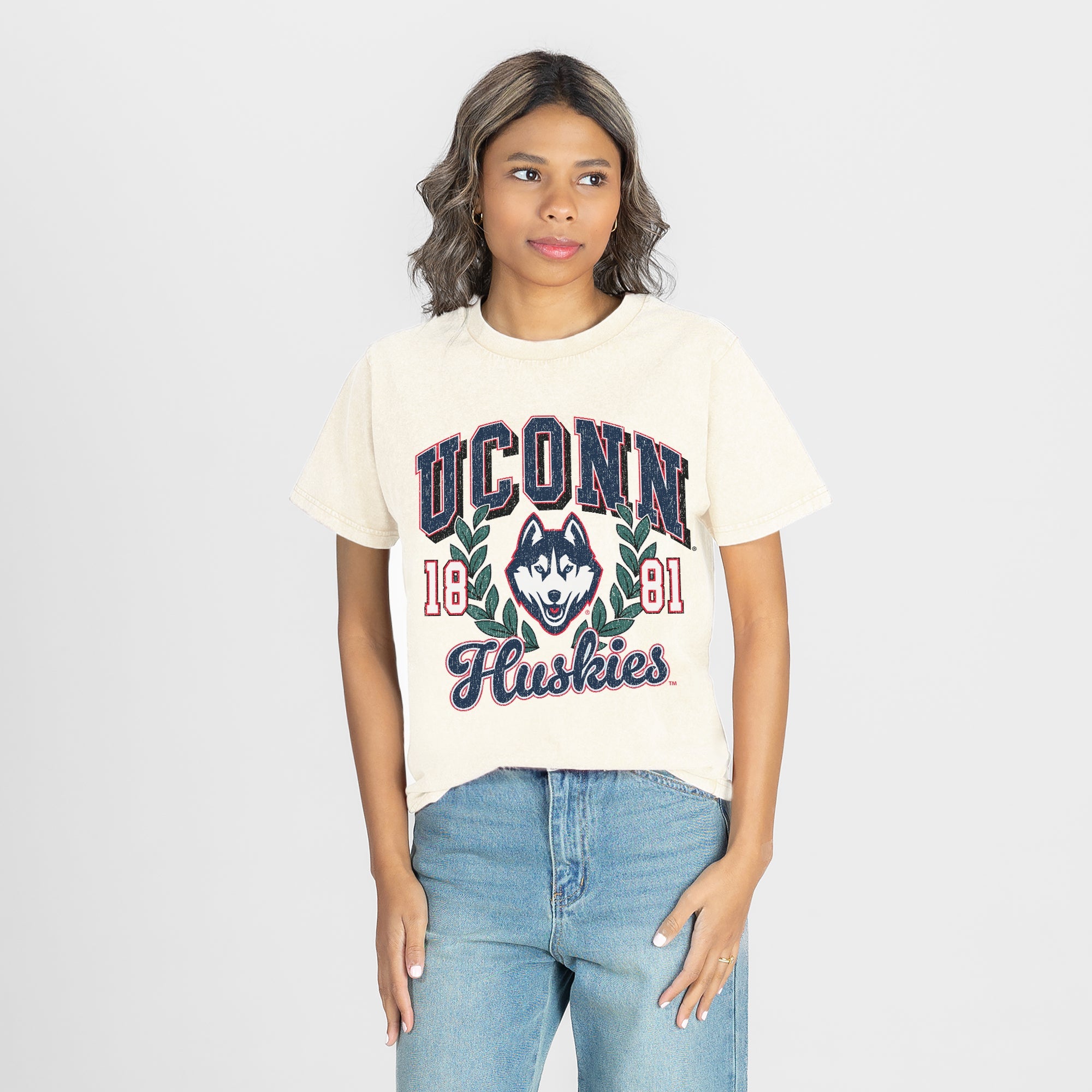 UCONN HUSKIES RAISED ON VICTORY CLASSIC FIT COTTON BLEND CREWNECK TEE