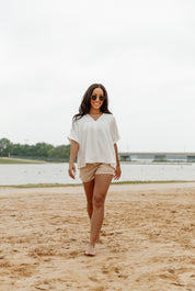 PERCY RELAXED FIT WOVEN V-NECK BLOUSE IN WHITE