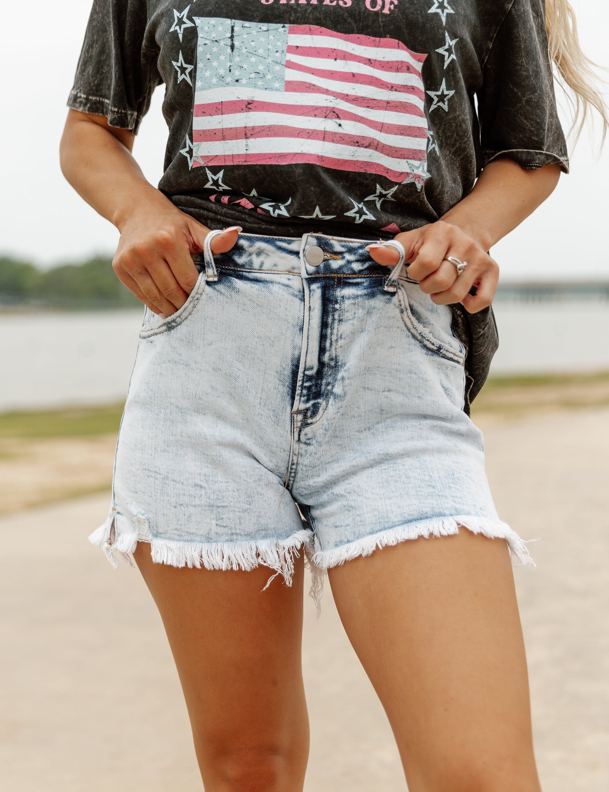 RETRO REVIVAL ACID WASH DENIM SHORTS
