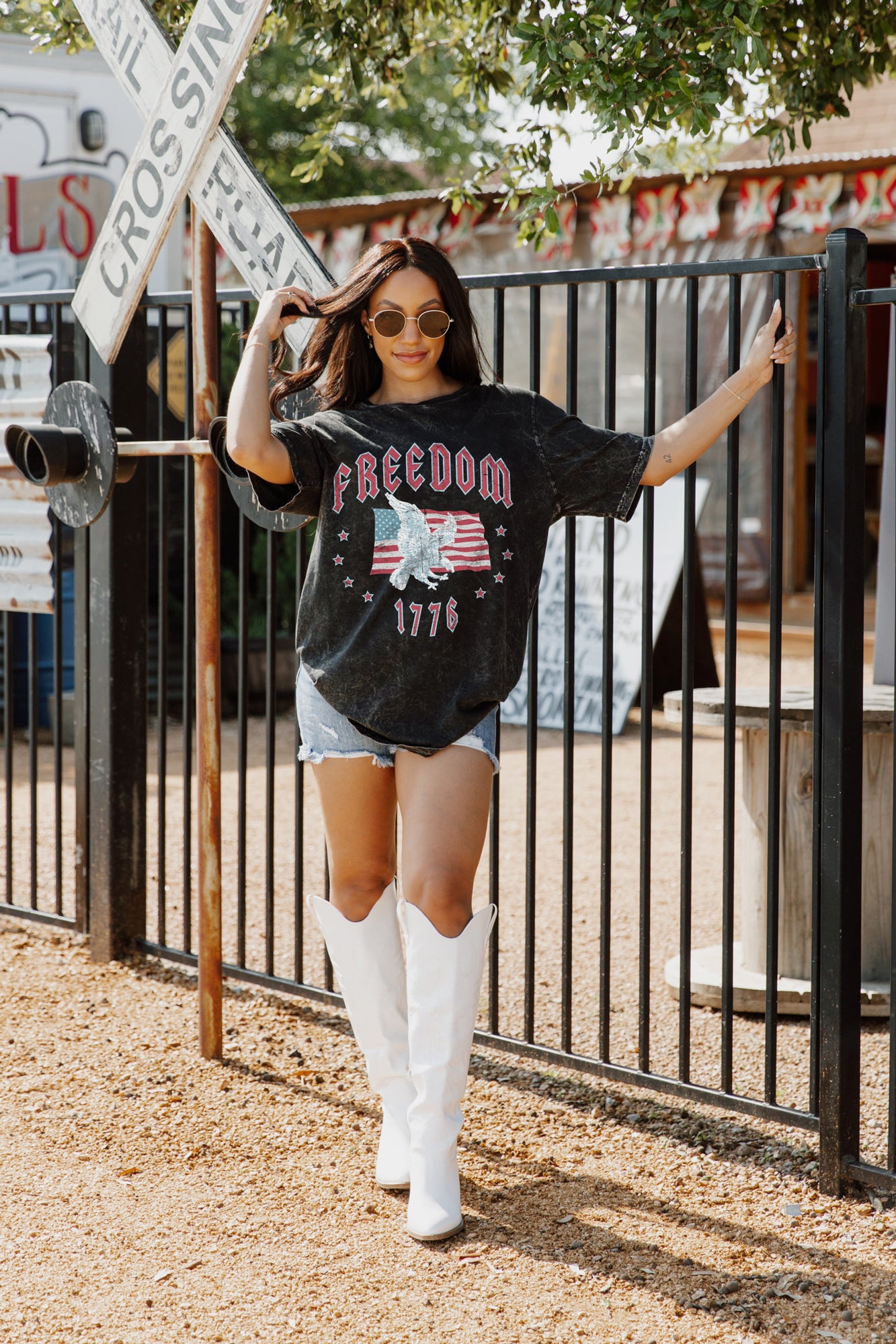 Black BORN FREE VINTAGE WASH BOYFRIEND TEE - Front Detail Americana Graphic | Gameday Couture - SOHO