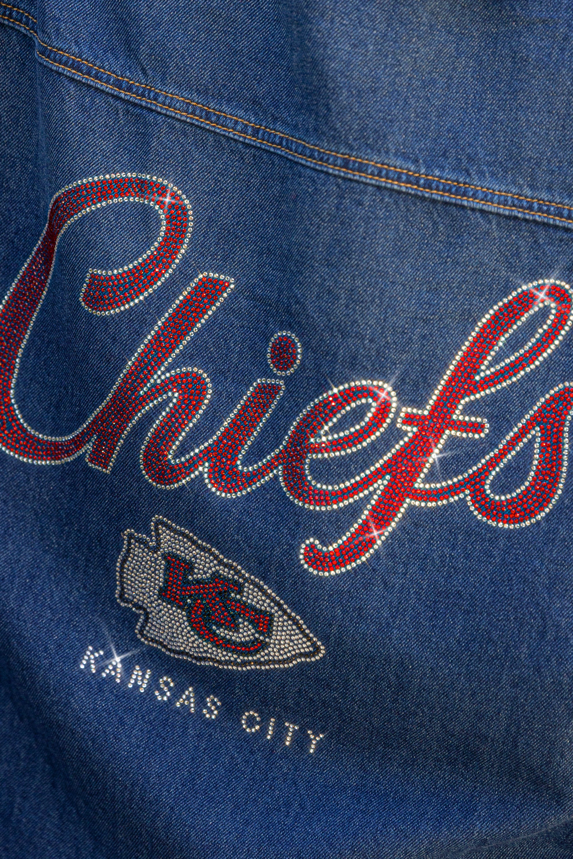 KANSAS CITY CHIEFS SHINE TIME OVERSIZED DENIM JACKET