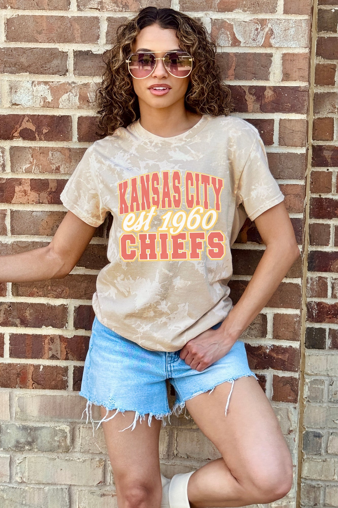 KANSAS CITY CHIEFS DEEP ROOTS BLEACH WASH TEE