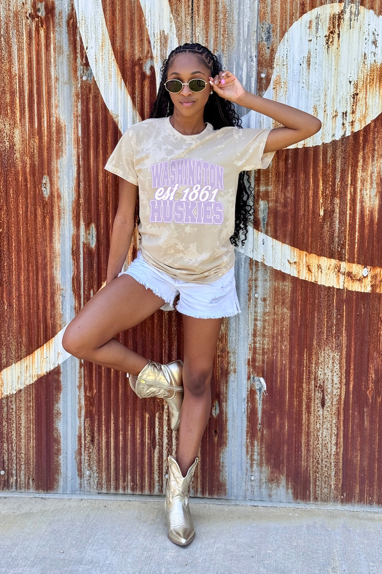 WASHINGTON HUSKIES DEEP ROOTS BLEACH WASH TEE