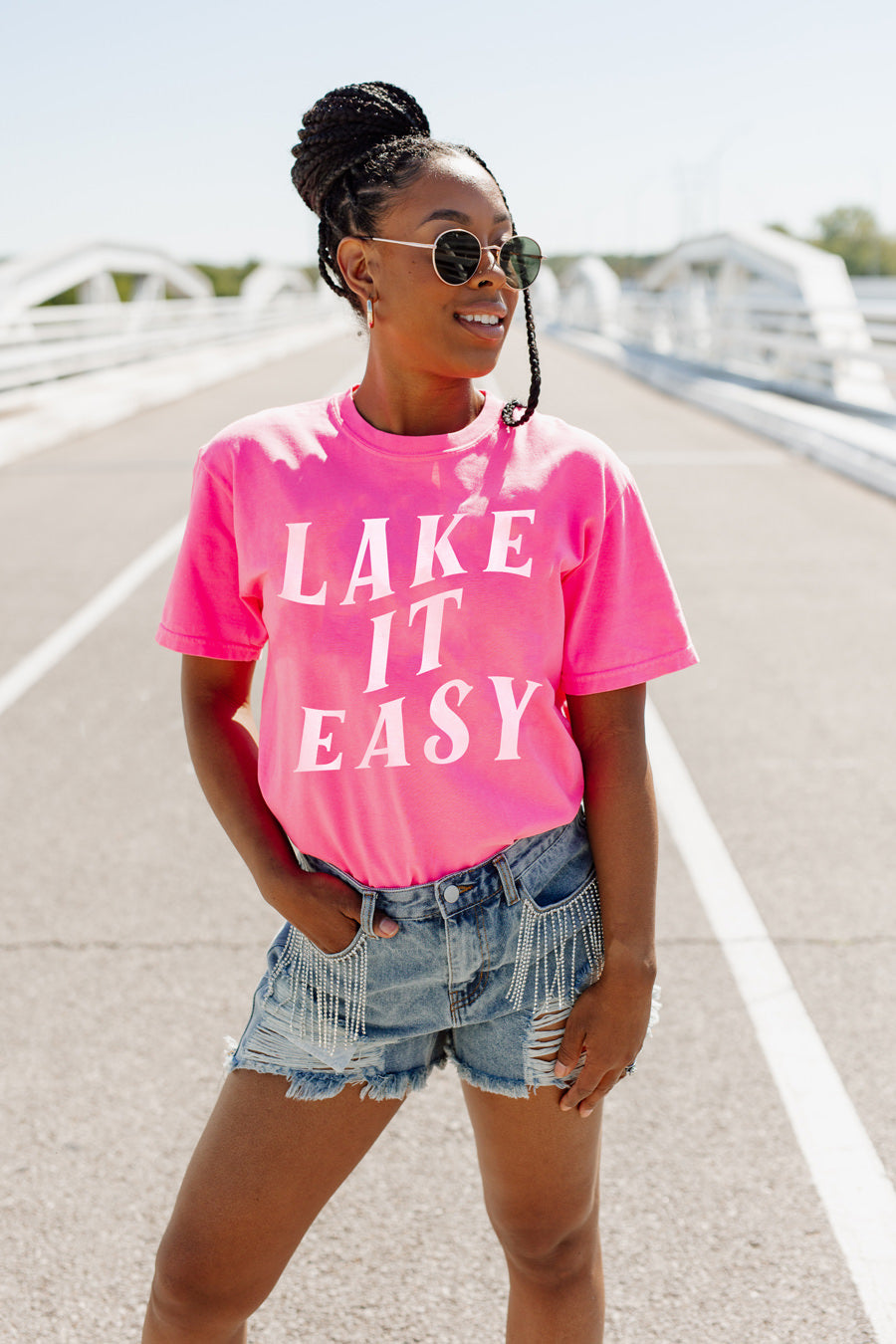 LAKE IT EASY VINTAGE WASH BOYFRIEND TEE