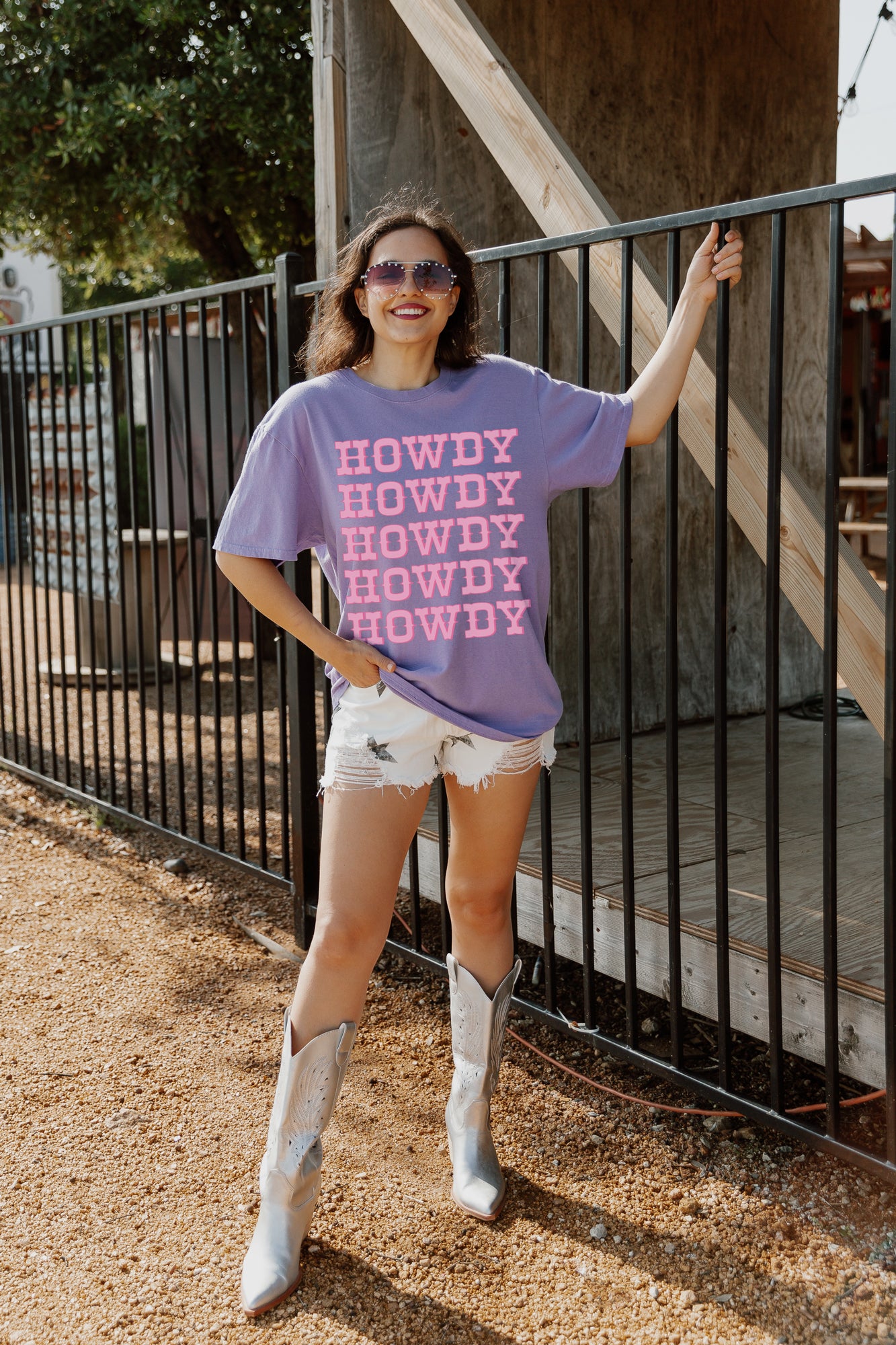 WE SAY HOWDY GARMENT DYED BOYFRIEND TEE IN PURPLE