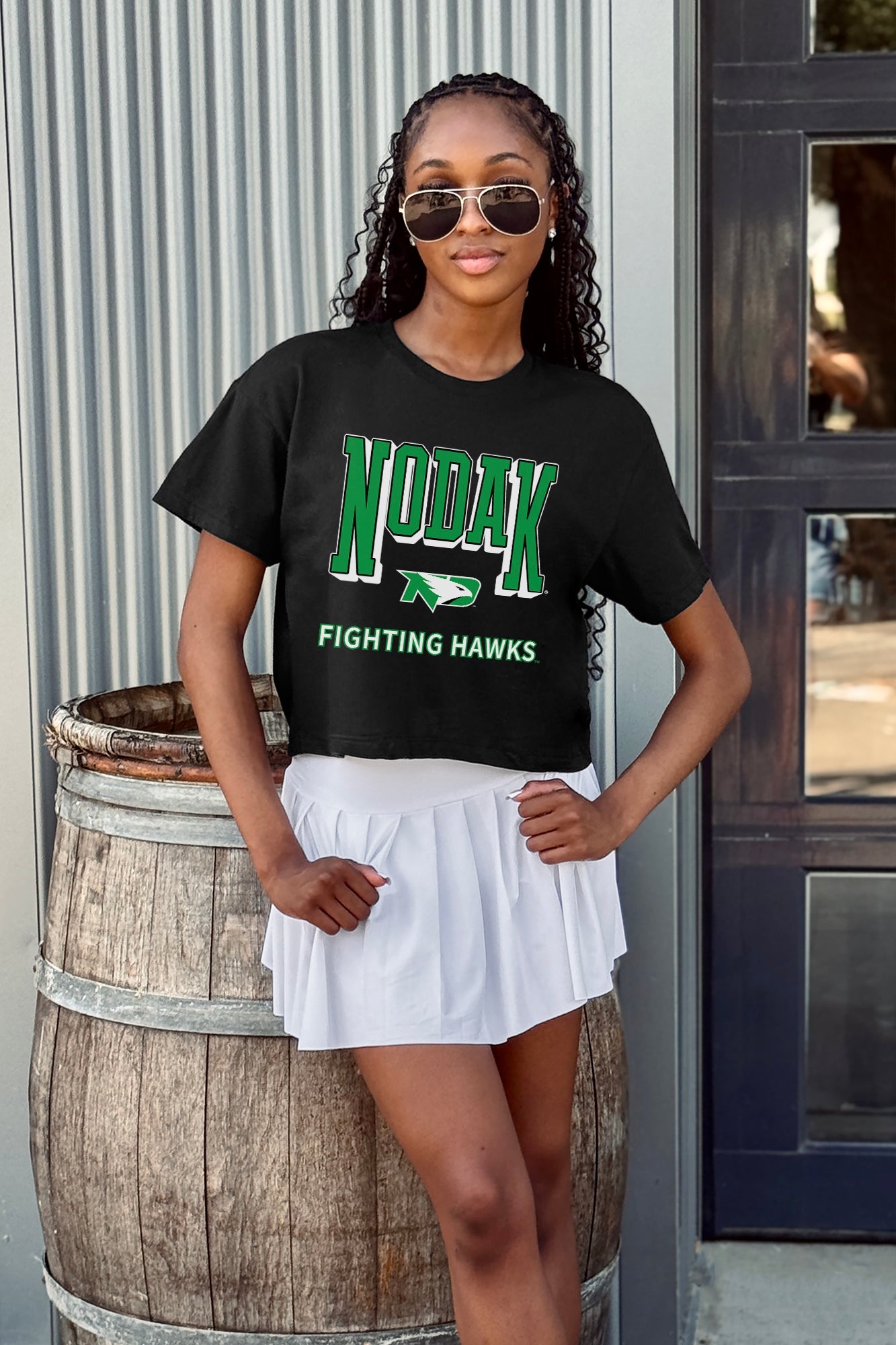 NORTH DAKOTA FIGHTING HAWKS PURE VICTORY CLASSIC CROP TEE