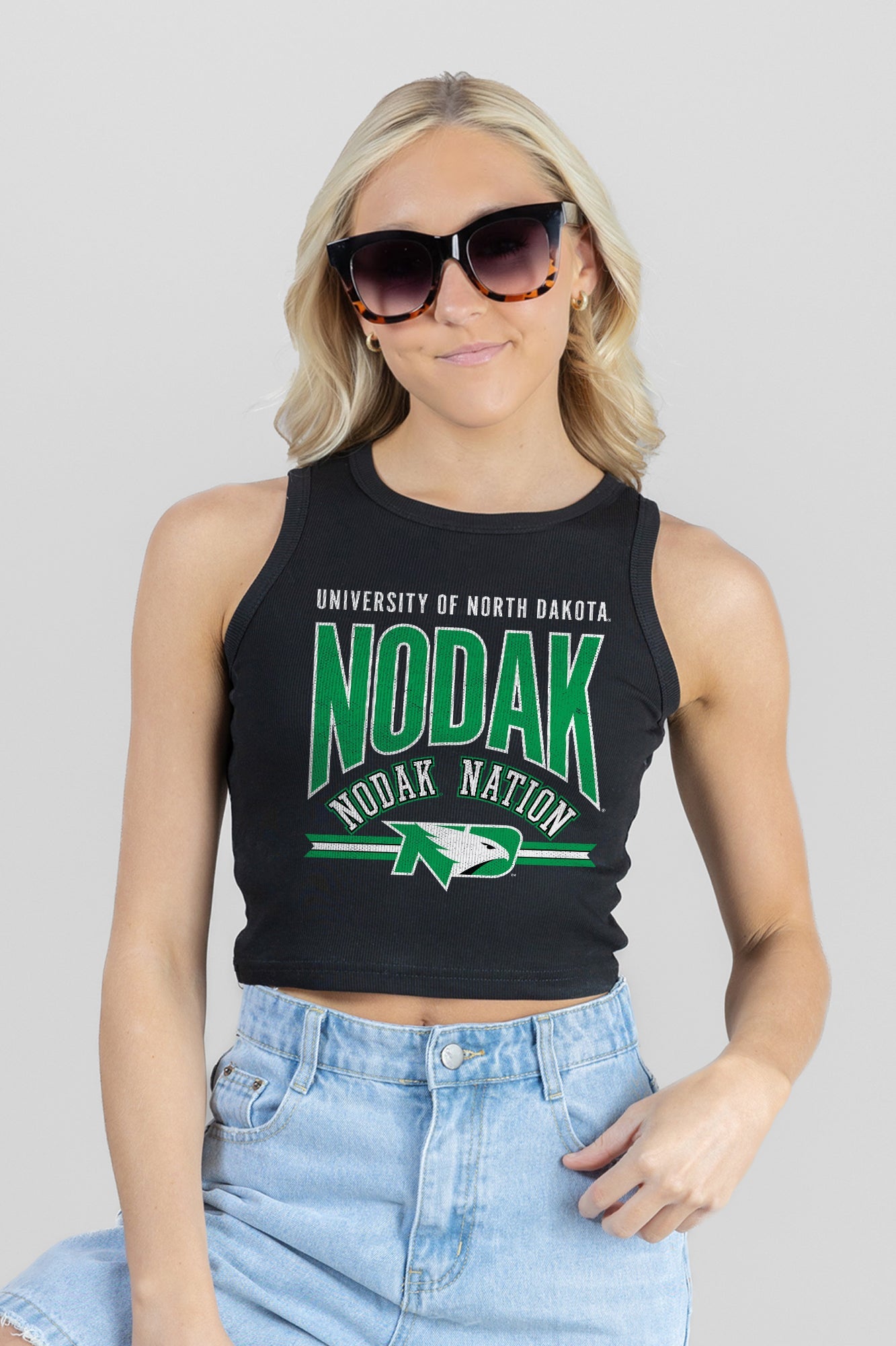 NORTH DAKOTA FIGHTING HAWKS MIC DROP ESSENTIAL RIBBED CROP TANK