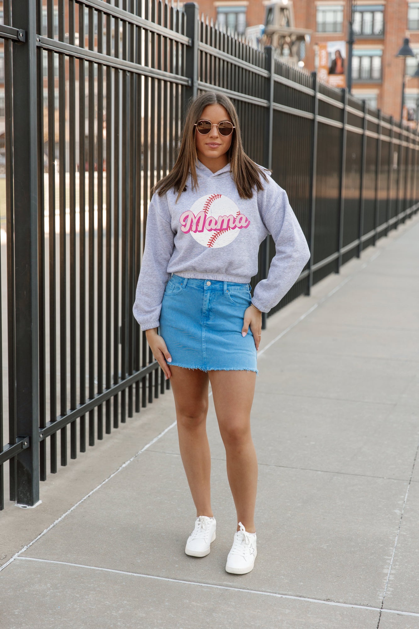 BARBIE BASEBALL PITCH BANDED CROP FLEECE HOODIE