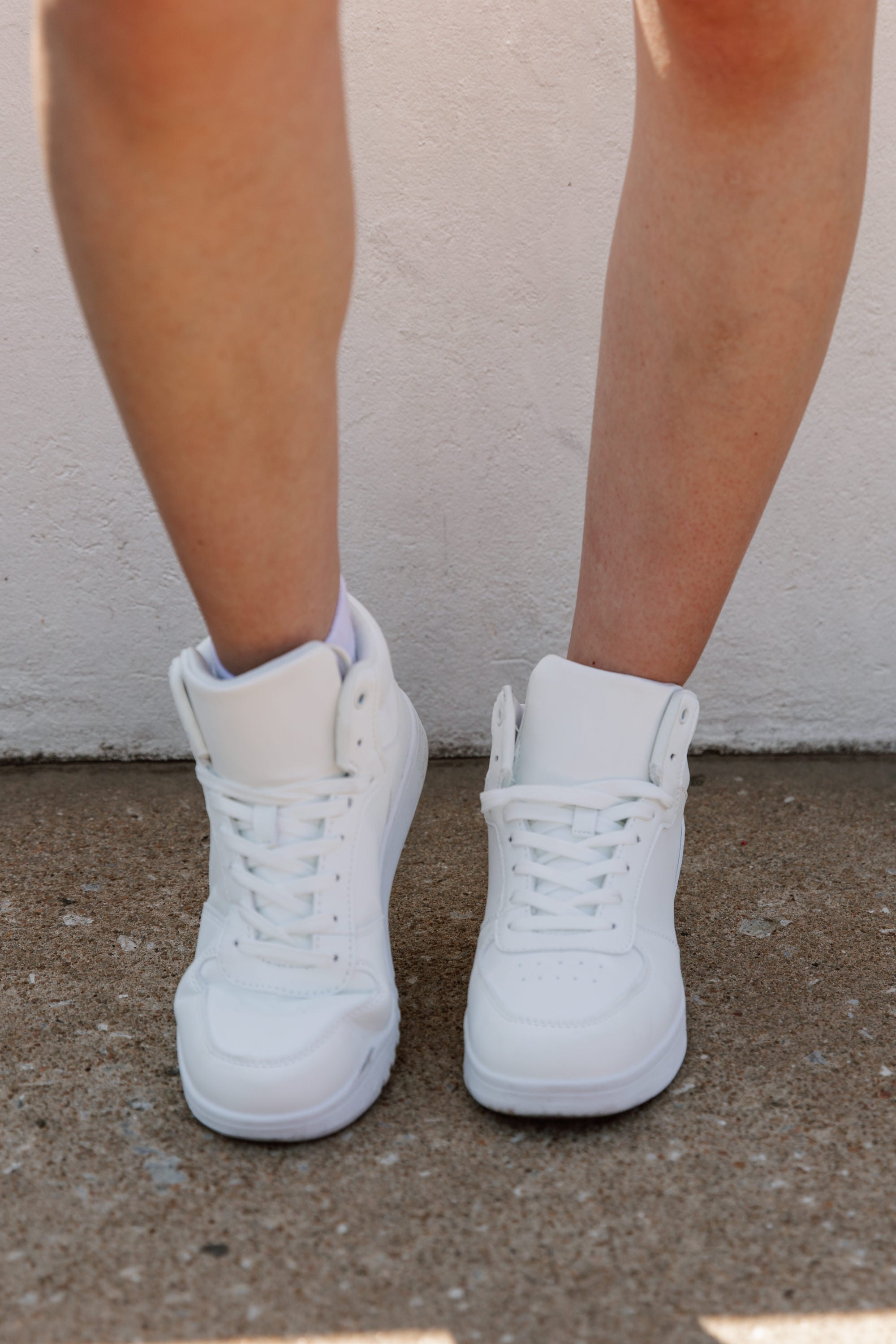 STEP UP MIDTOP SNEAKERS IN WHITE