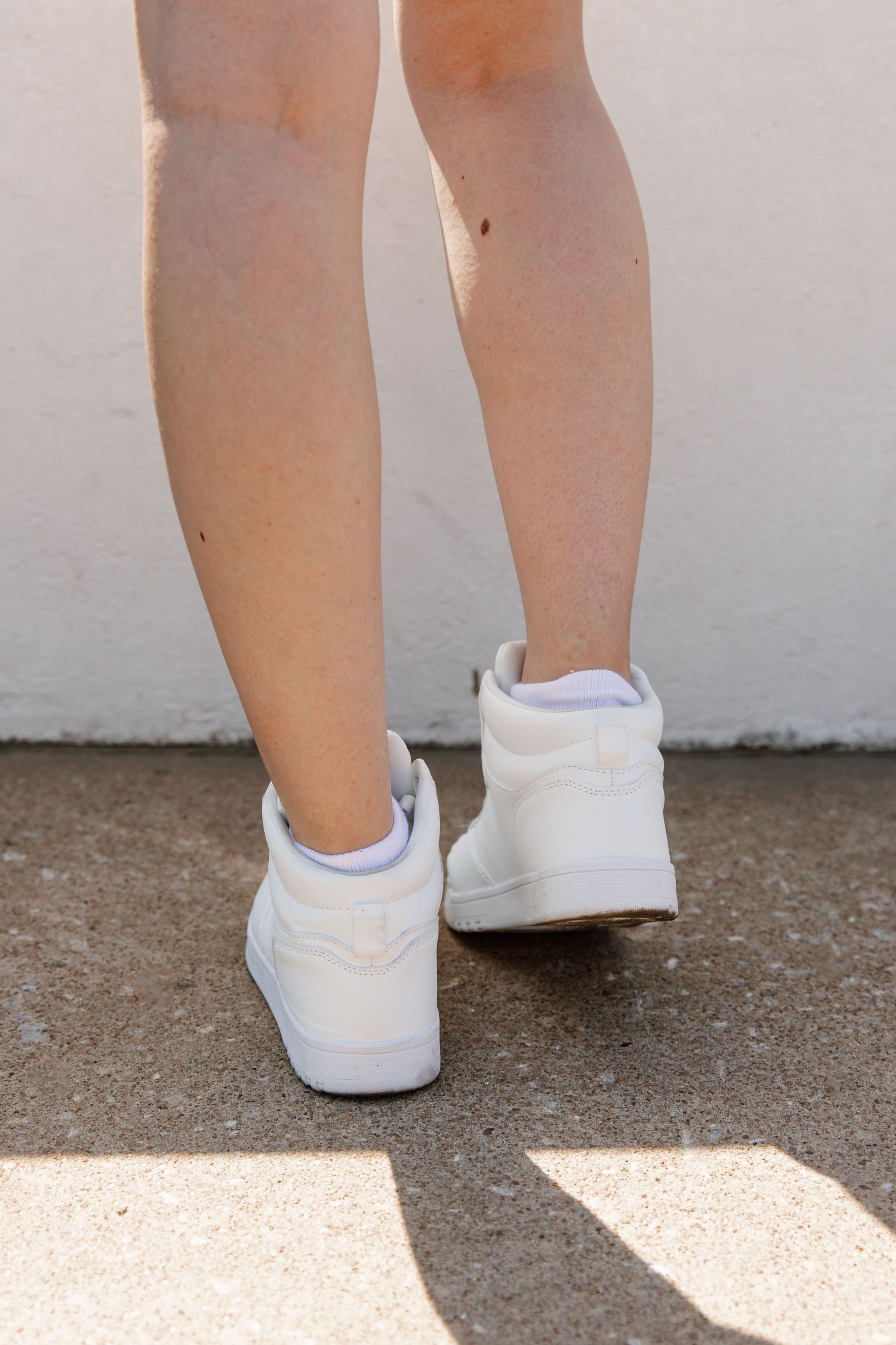 STEP UP MIDTOP SNEAKERS IN WHITE