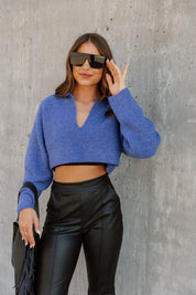 CHEYENNE V-NECK COLLAR WITH DROP SHOULDER SWEATER IN BLUE