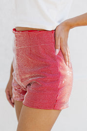 GLITZY GAMEDAY SHORTS IN RED