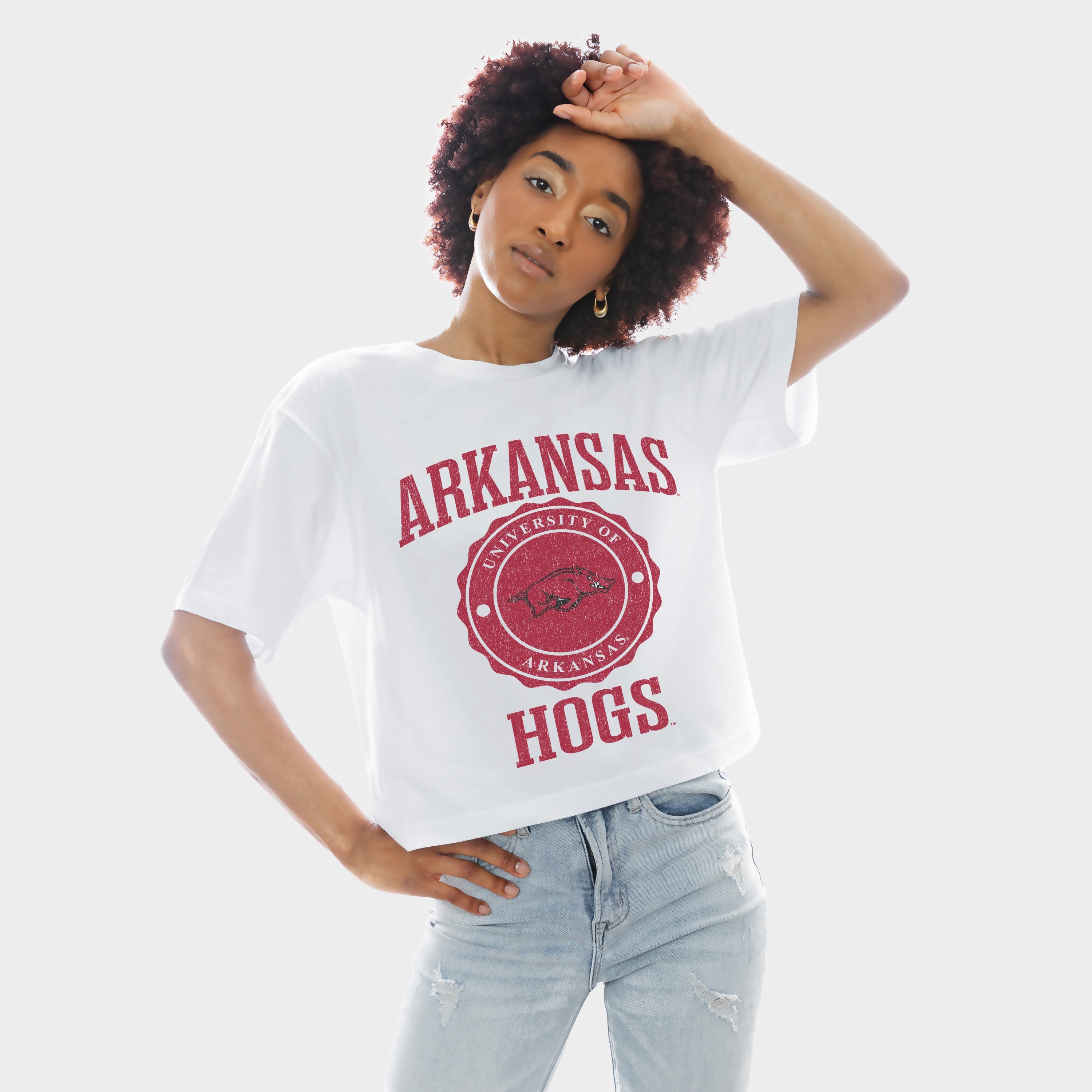 ARKANSAS RAZORBACKS RETRO PLAY BOXY FIT CROPPED TEE