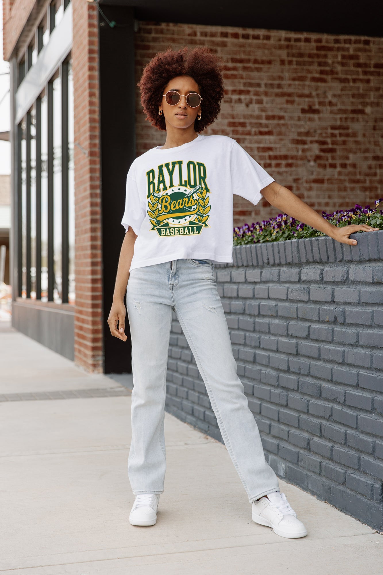 BAYLOR BEARS BASES LOADED BOXY FIT WOMEN'S CROP TEE
