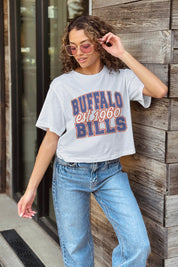 BUFFALO BILLS DEEP ROOTS BOXY FIT CROPPED TEE