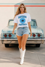 CAROLINA PANTHERS RETRO PLAY BOXY FIT CROPPED TEE