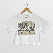 COLORADO BUFFALOES DEEP ROOTS BOXY FIT WOMEN'S CROPPED TEE