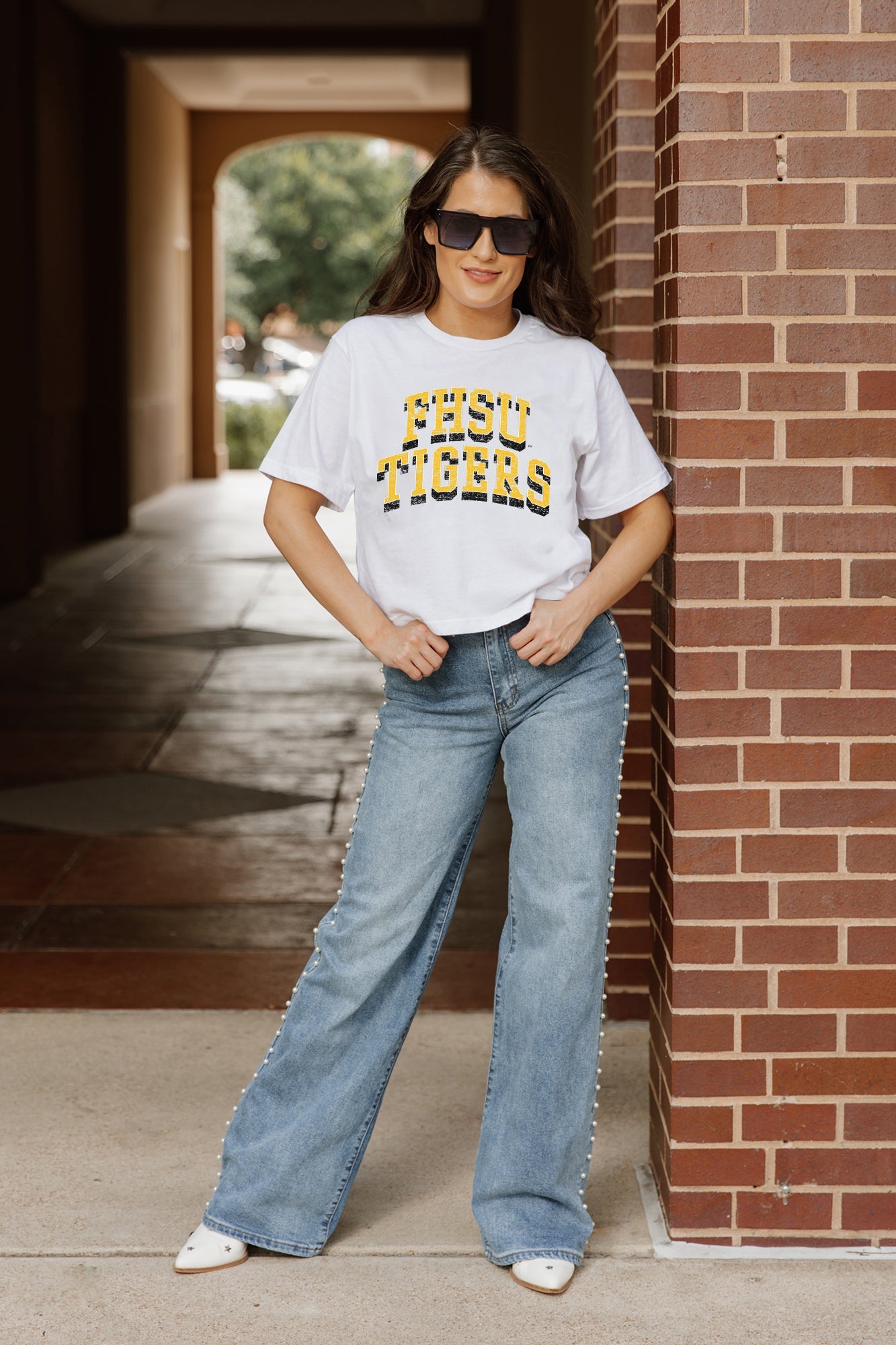 FORT HAYS STATE TIGERS CLAIM TO FAME BOXY FIT WOMEN'S CROPPED TEE