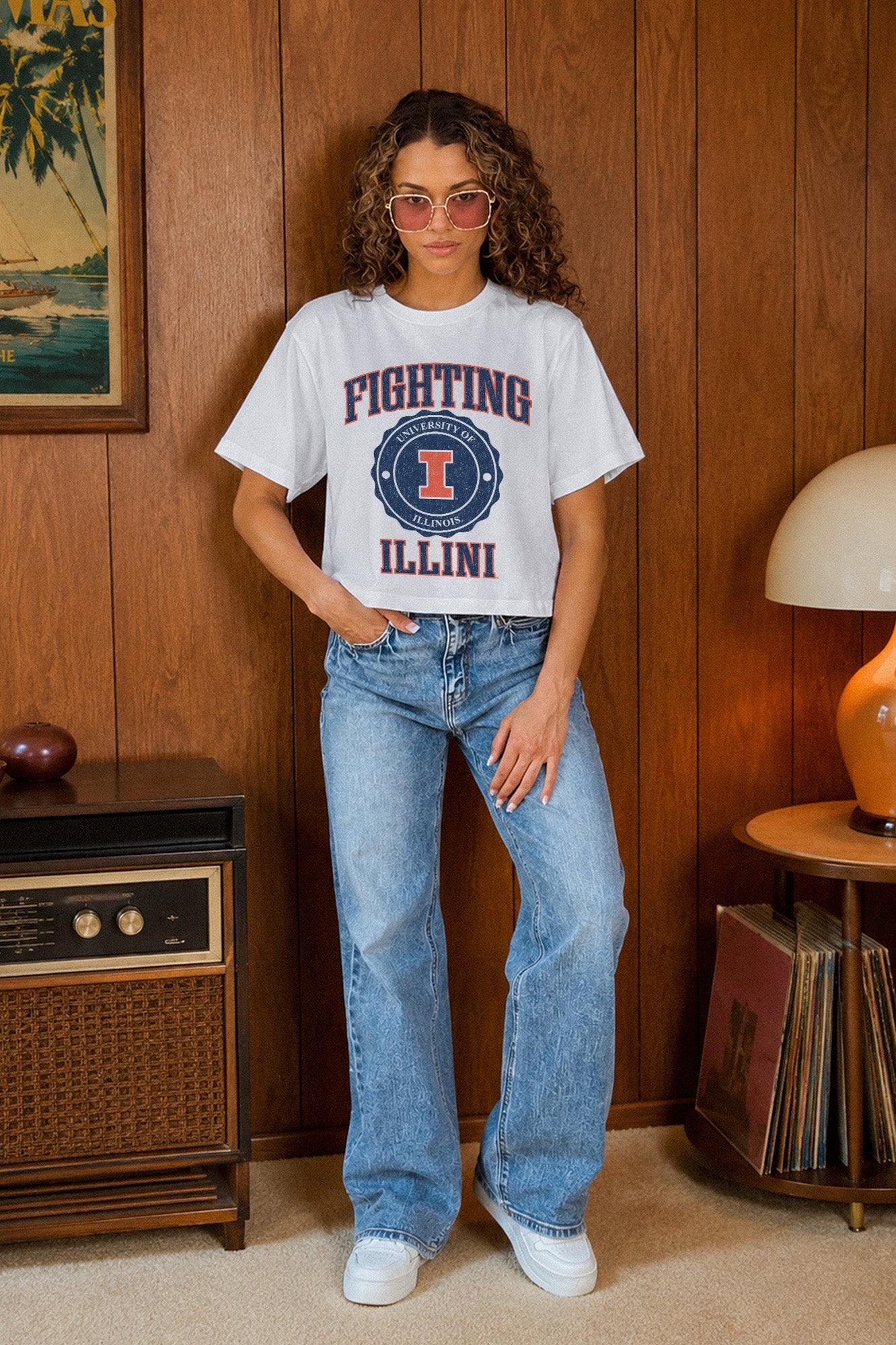 ILLINOIS FIGHTING ILLINI RETRO PLAY BOXY FIT CROPPED TEE