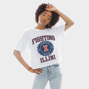 ILLINOIS FIGHTING ILLINI RETRO PLAY BOXY FIT CROPPED TEE